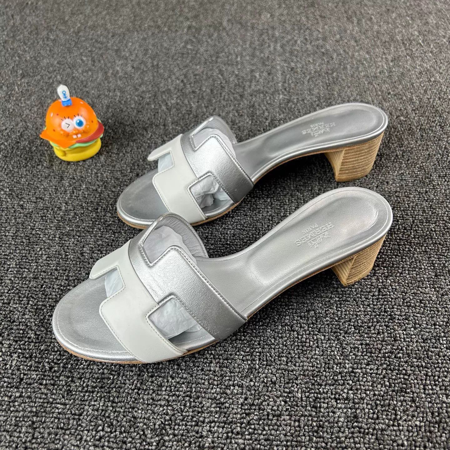 Hermes Hermes Silver H Logo Slide 37 Lightly Worn HB6672 Size US 6.5 / IT 36.5 - 1 Thumbnail