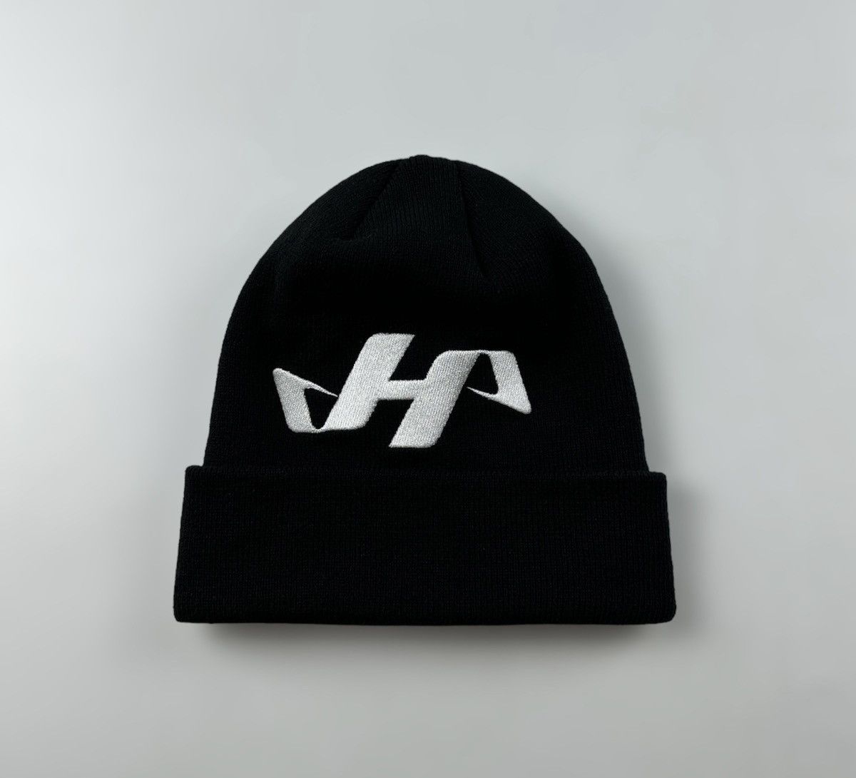 image of New Era Beanie in Black, Men's