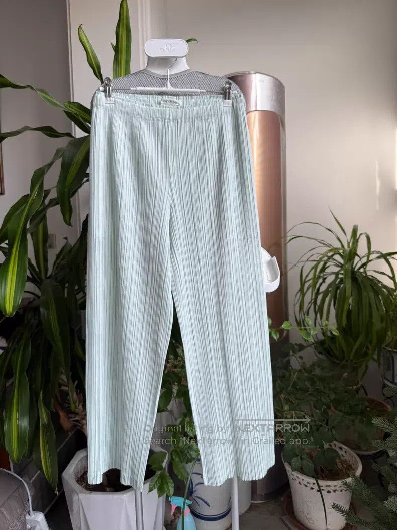 Issey Miyake Issey Miyake Straight Pants Light Mint Green Size 26" / US 2 / IT 38 - 1 Thumbnail
