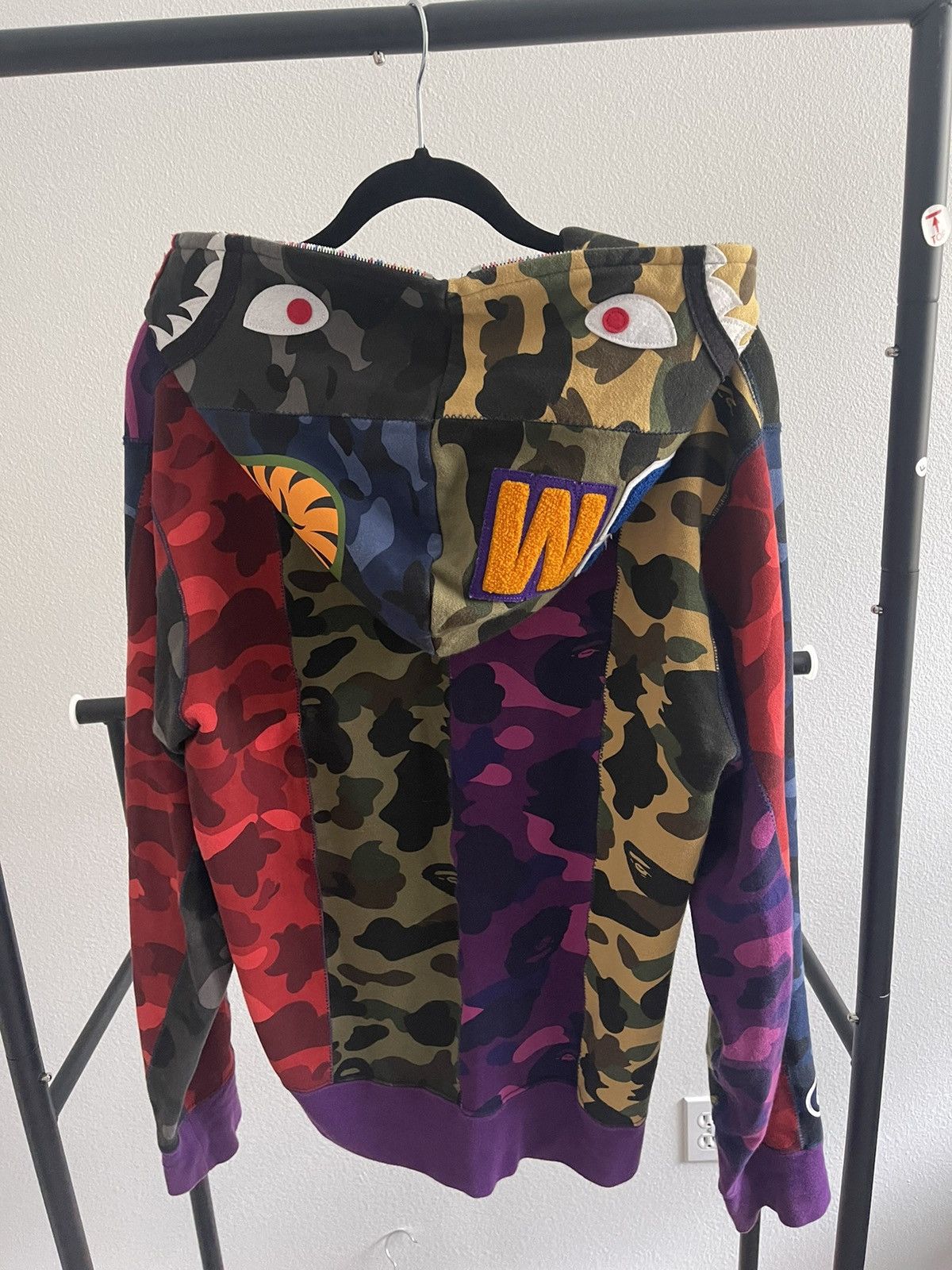 Bape Bape multi camo shark hoodie Size US L / EU 52-54 / 3 - 1 Thumbnail