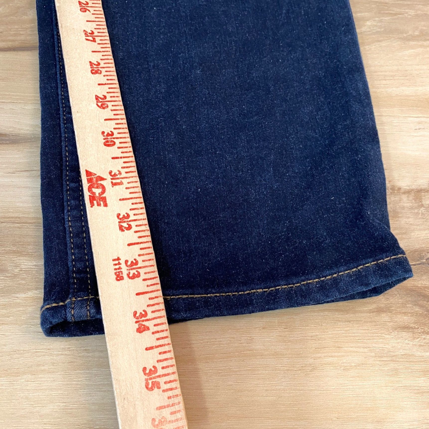 Banana Republic Banana Republic Jeans Mens 36x36 Athletic Tapered Dark Wash Denim Jeans Size US 36 / EU 52 - 6 Thumbnail