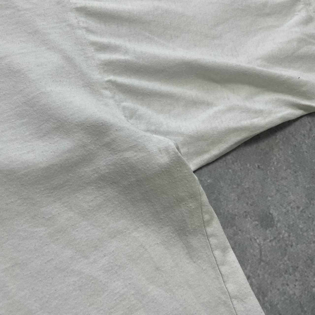 Vintage Vintage 2000s Blank T Shirt White Size XL Size US XL / EU 56 / 4 - 22 Thumbnail