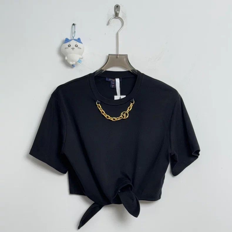 Louis Vuitton Louis Vuitton Chain logo rabbit ear tie short sleeve Size M / US 6-8 / IT 42-44 - 1 Thumbnail