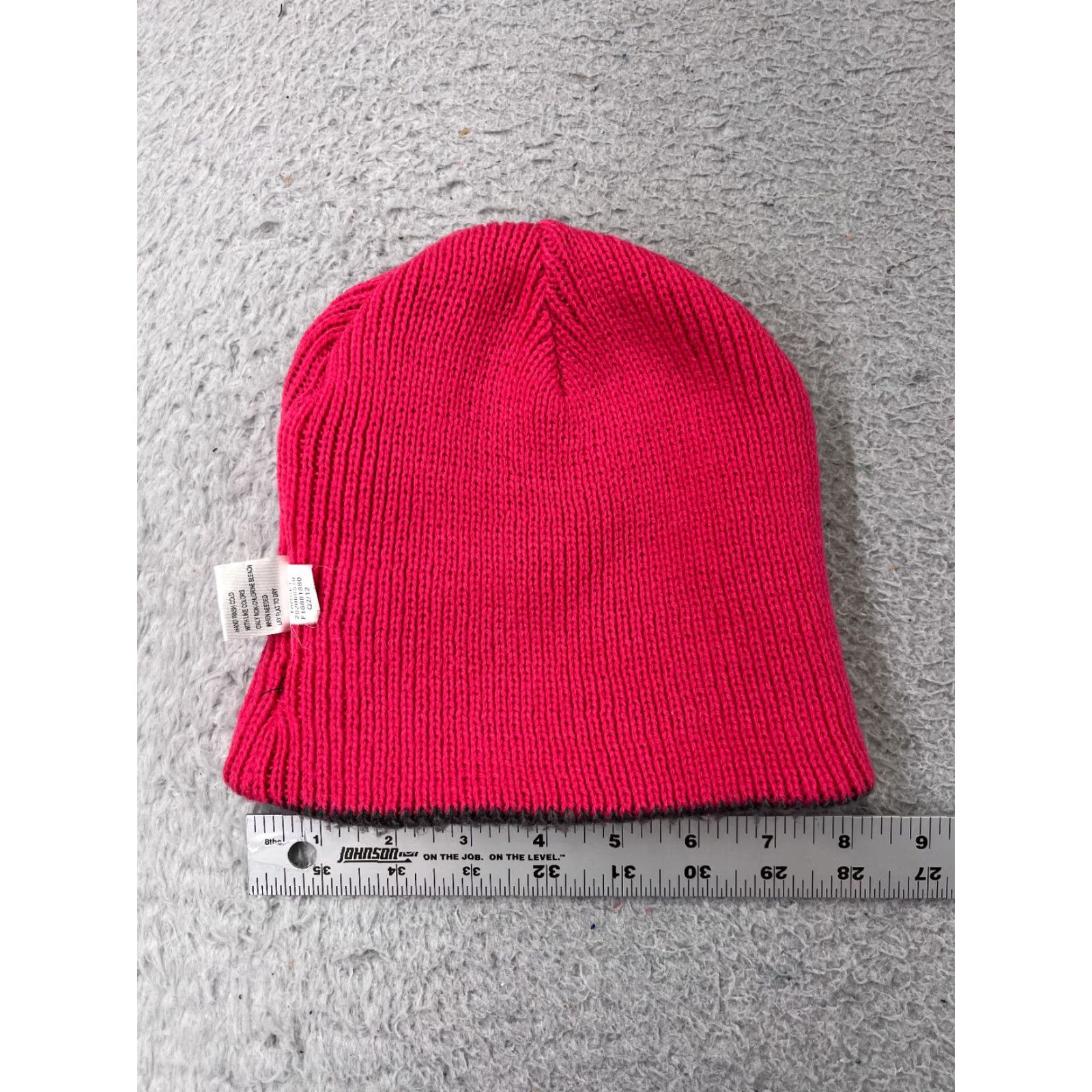 Vintage Target Beanie Toque Adult One Size Gray Pink Stripe Knit 100% Acrylic Ski Snow Hat Unisex Adults Beanie Stripe Gray Target Mens Womens Boys Girls Size ONE SIZE - 4 Thumbnail