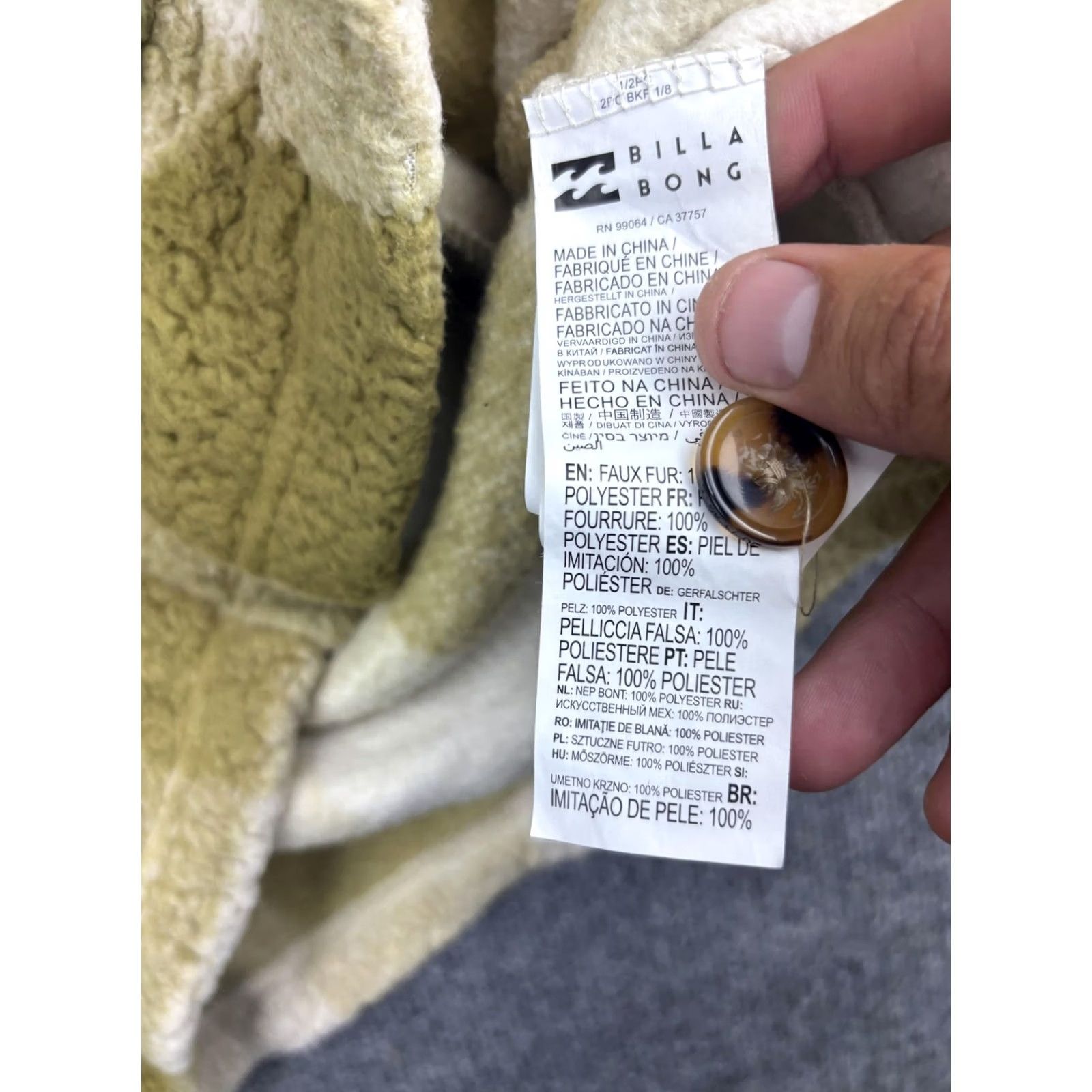 Billabong VINTAGE Billabong Jacket Womens XL Tan White Plaid Sherpa Fleece Shacket Size XL / US 12-14 / IT 48-50 - 6 Thumbnail