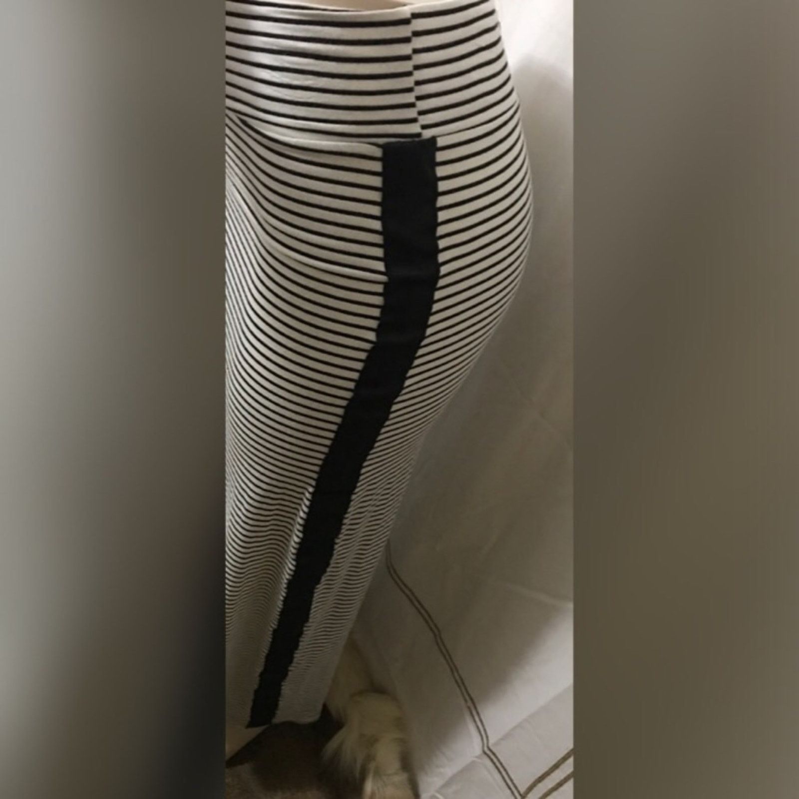 Other Finn & Clover Black and White Striped Long Skirt Size 27" / US 4 / IT 40 - 3 Thumbnail