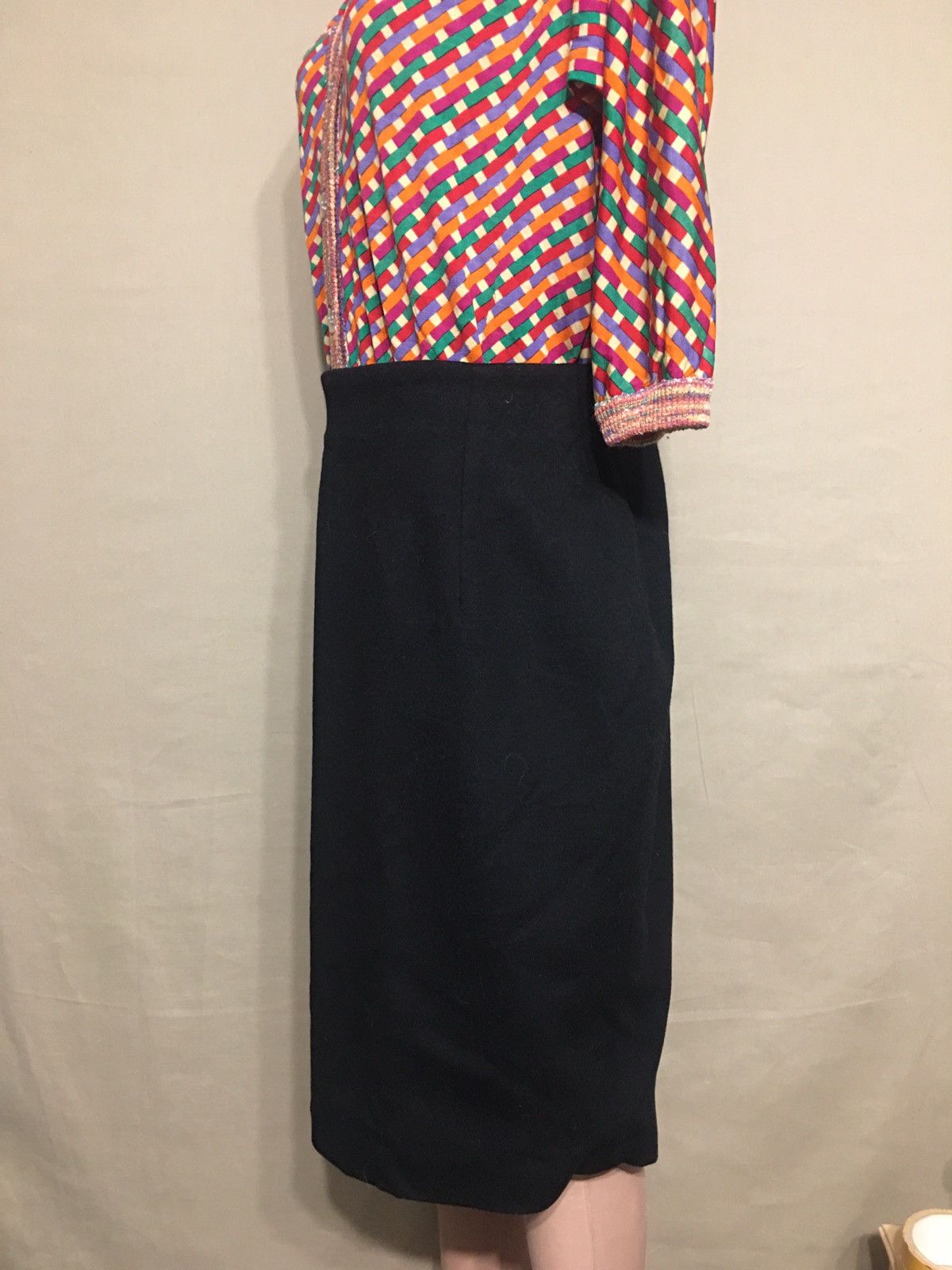 Versace × Vintage Gianni Versace Couture Vintage Black Wool Skirt Size 12 Size 34" / US 12 / IT 48 - 4 Thumbnail