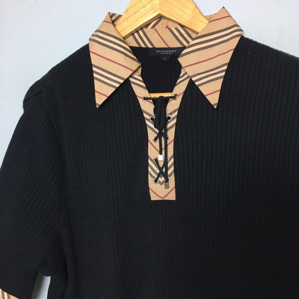 Burberry Nova Check Burberry Elastic Nova Check Polo Size M / US 6-8 / IT 42-44 - 4 Thumbnail