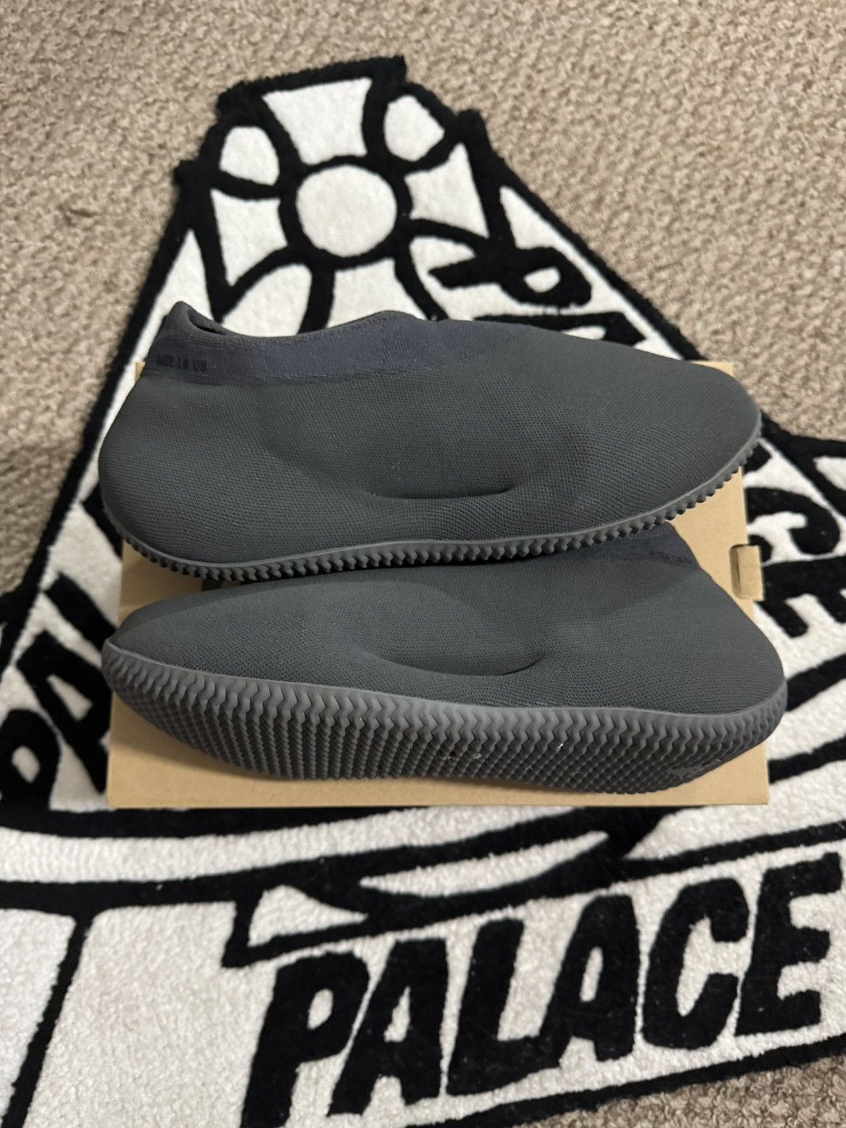 Yeezy Yeezy Knit runner black Size US 10 / EU 43 - 1 Thumbnail