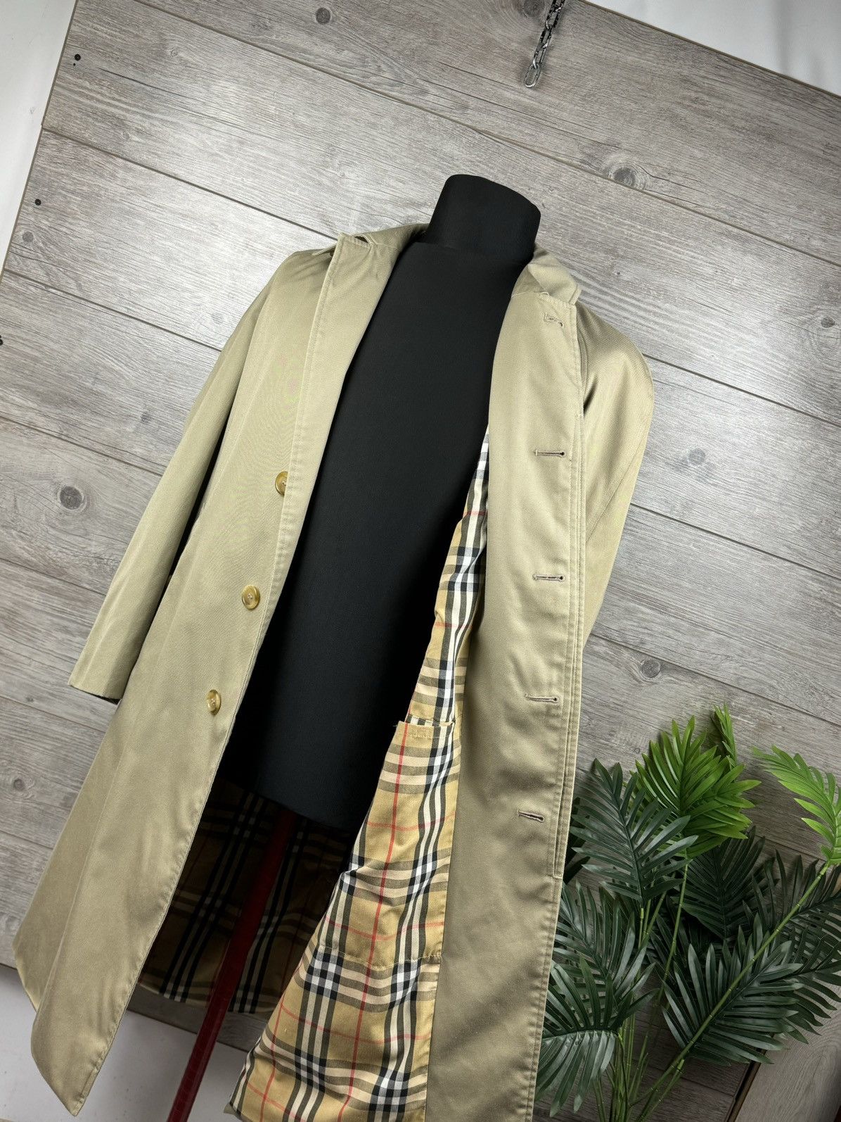 Burberry TRENCH BURBERRYS RARE VINTAGE SIZE 50 MADE IN ENGLAND 🏴󠁧󠁢󠁥󠁮󠁧󠁿 Size US L / EU 52-54 / 3 - 3 Thumbnail