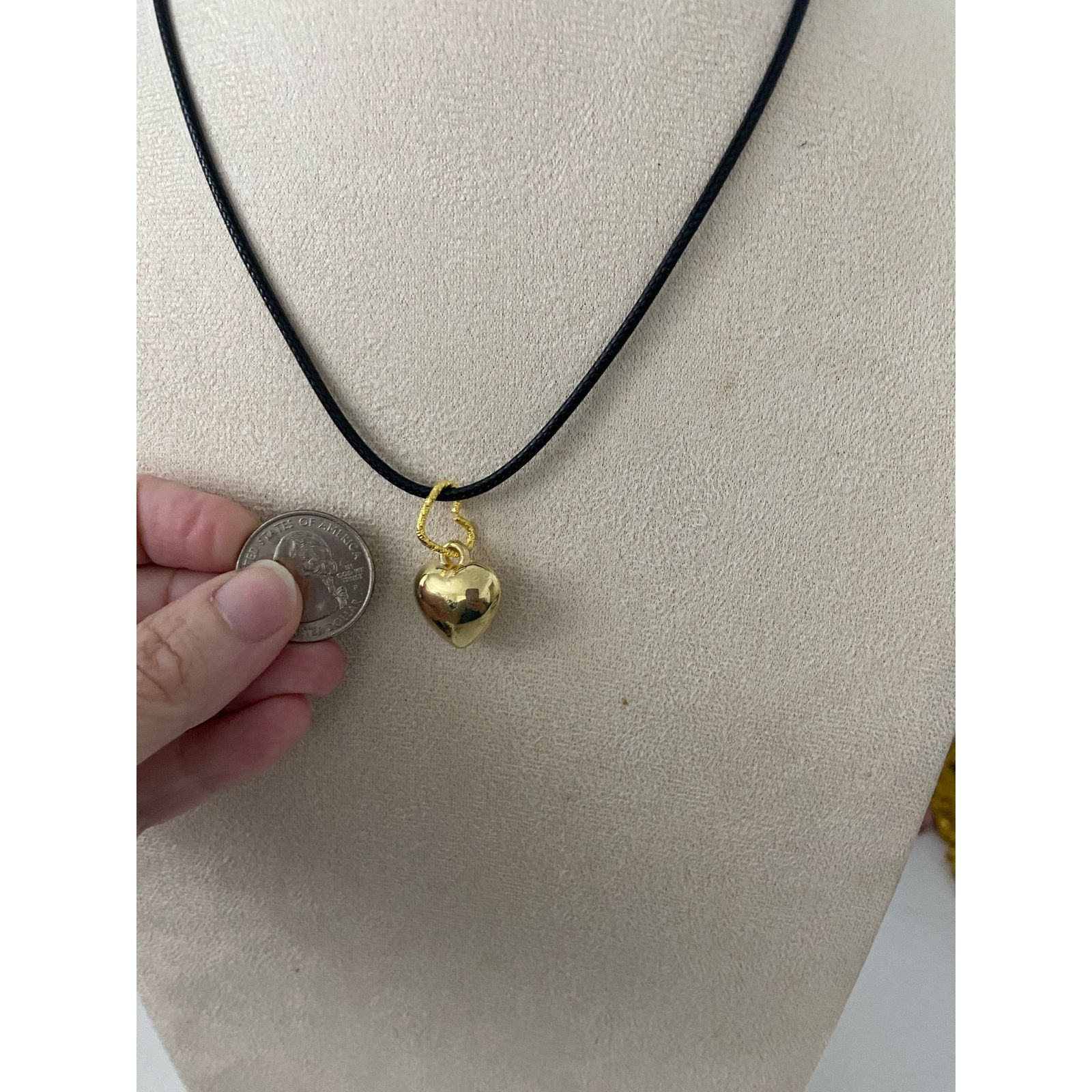 Handmade Gold tone puffed heart necklace Size ONE SIZE - 2 Thumbnail