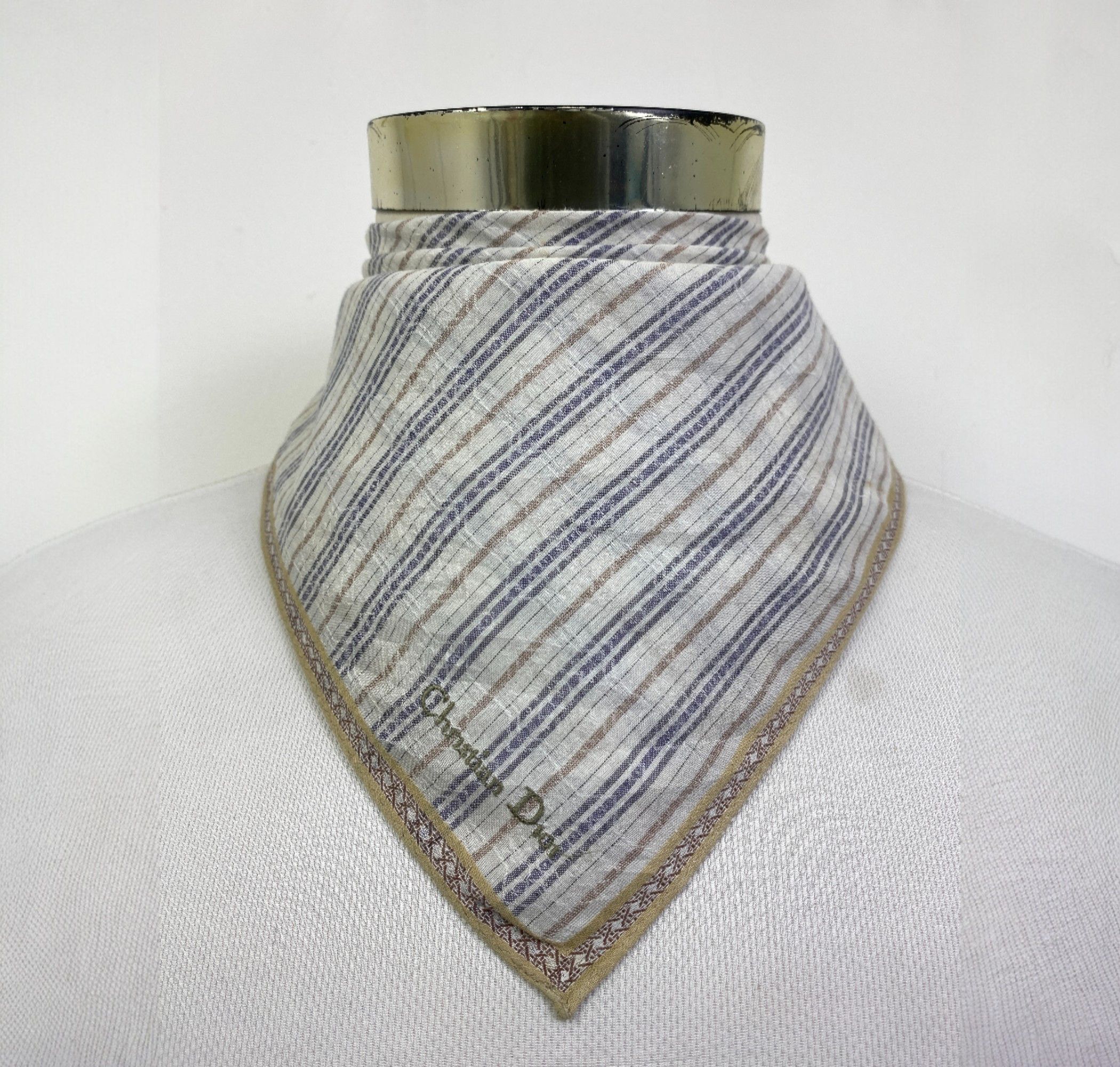 Christian Dior Monsieur Vintage Christian Dior Handkerchief / Neckerchief HKC1077 Size ONE SIZE - 1 Thumbnail