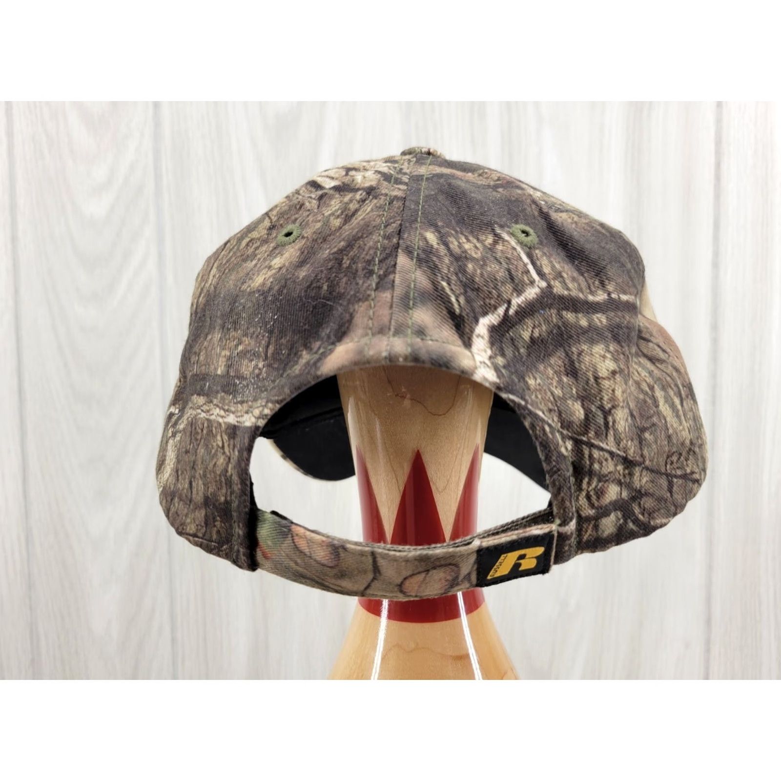 Russell Athletic Iowa Hawkeyes Camouflage Hat Russell Athletics Strapback Mossy Oak College Baseball Cap Men Adjustable Green College Army 90s (if applicable) Size ONE SIZE - 6 Thumbnail