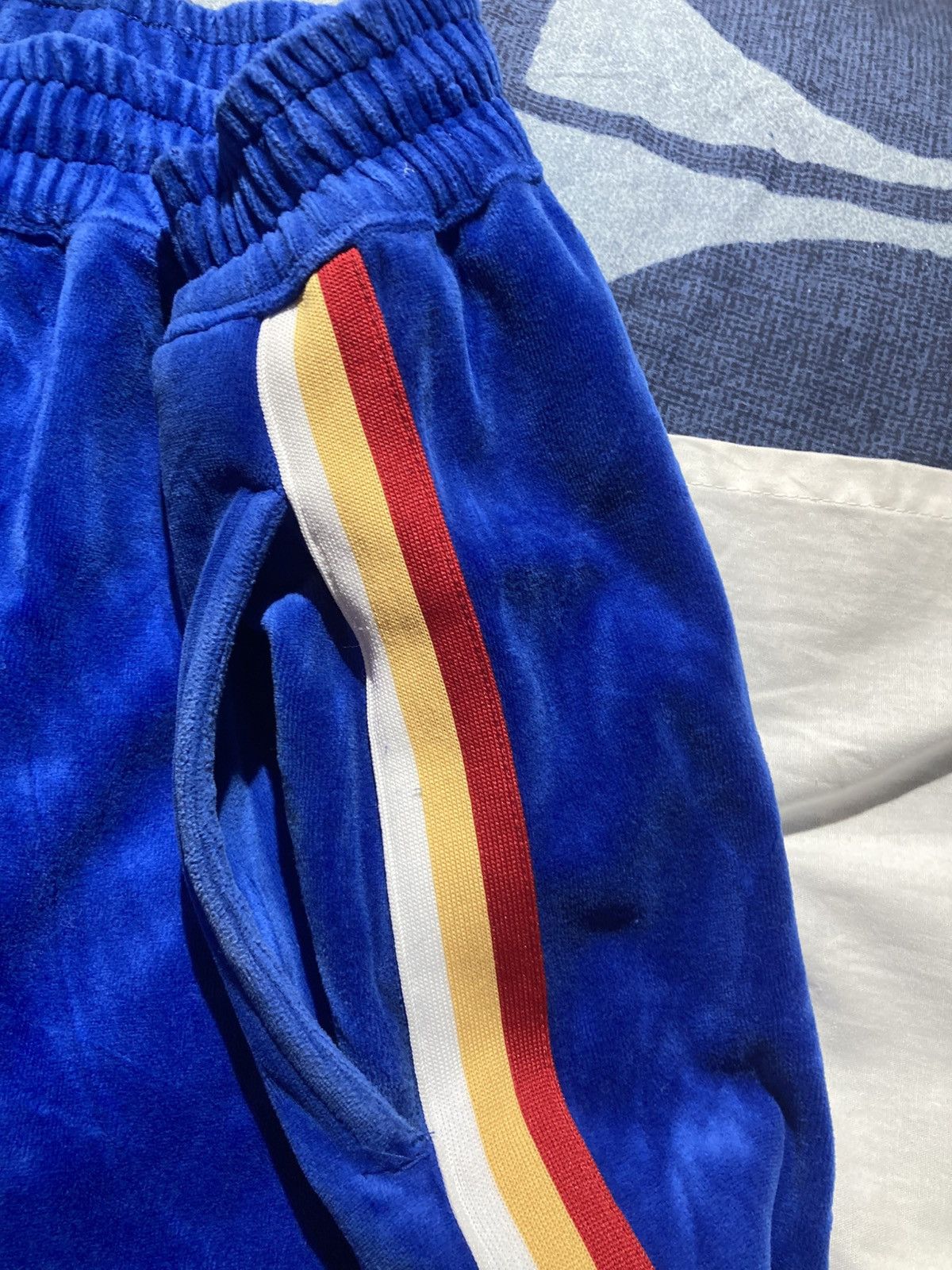 Fubu Platinum Fubu Harlem Globtrotters Track Pants, Men’s size XL Size US 36 / EU 52 - 5 Thumbnail