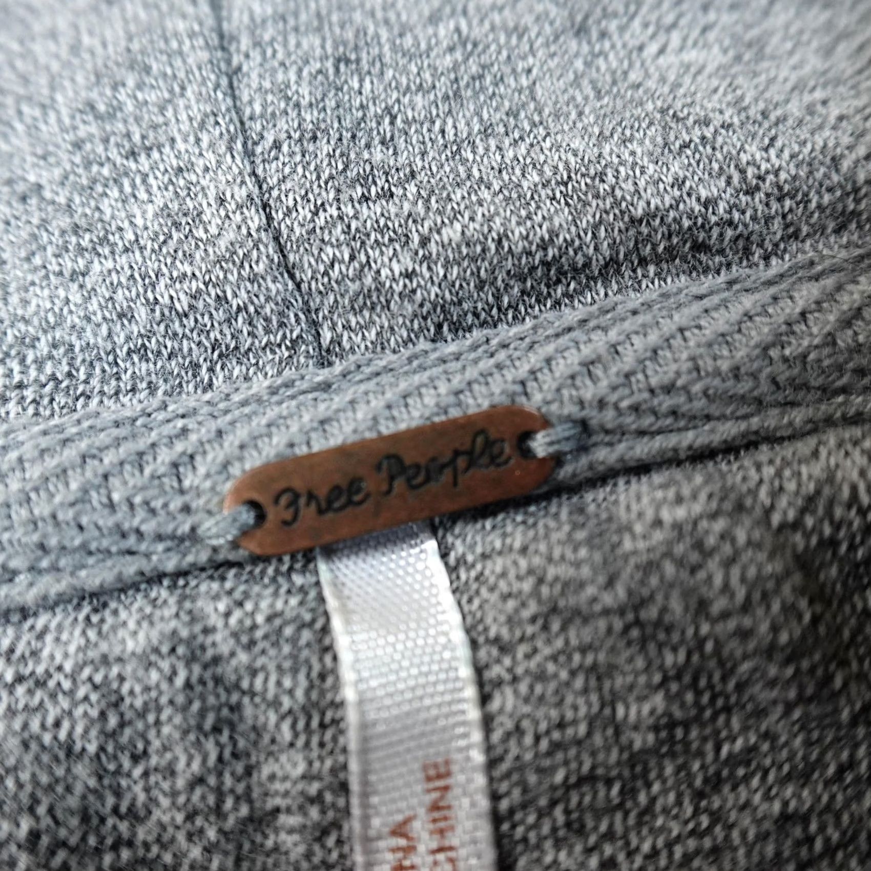 Free People Free People Hoodie Womens XS Gray Lightweight Pullover Cropped Sweatshirt Top Size XS / US 0-2 / IT 36-38 - 4 Thumbnail