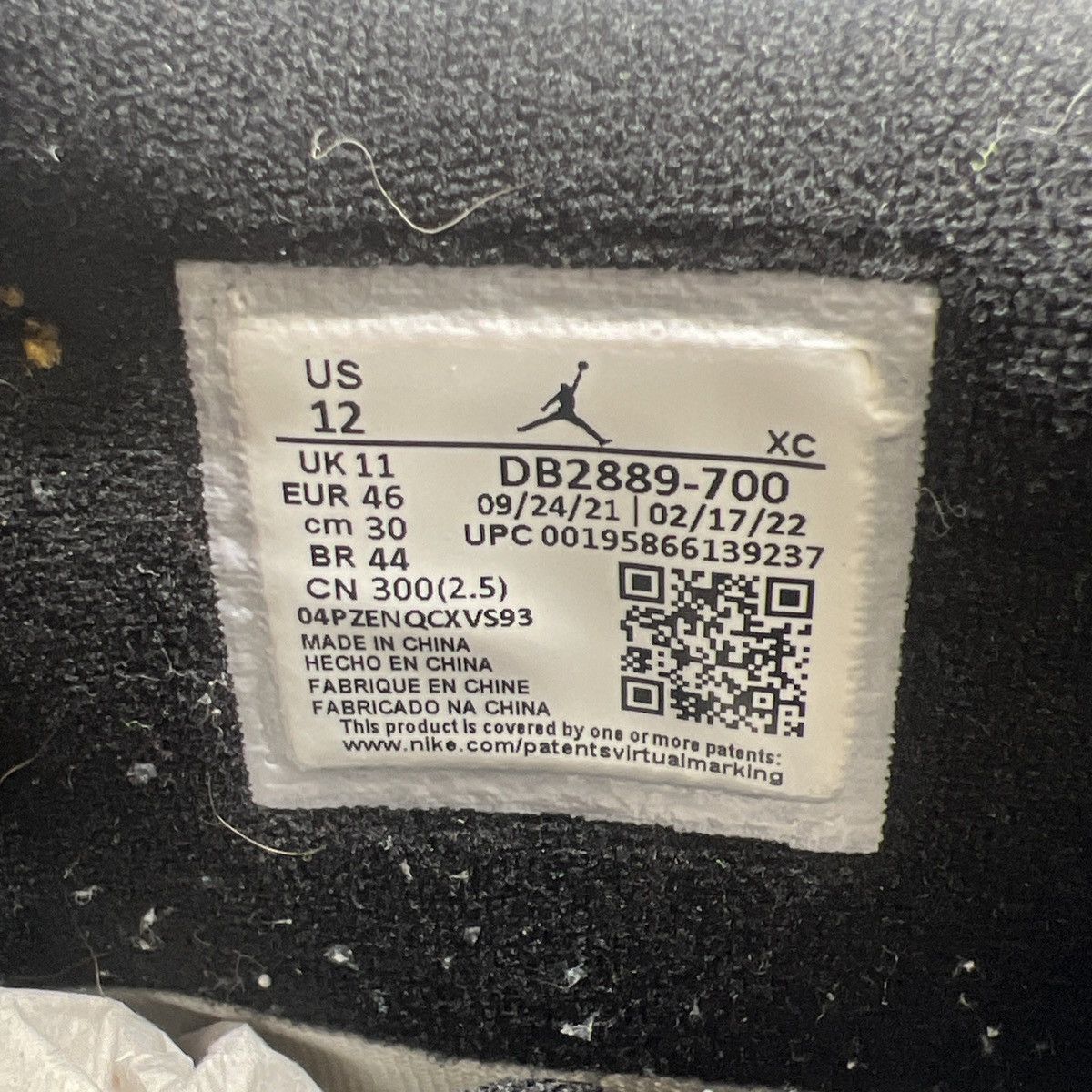 Jordan Brand Air Jordan 1 high element gore Tex light curry Size US 12 / EU 45 - 9 Thumbnail