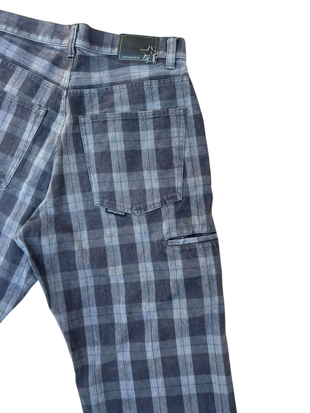 Vintage Vintage RATTLE TRAP Japan Fade Plaid Baggy Work Pant Size US 31 - 15 Thumbnail