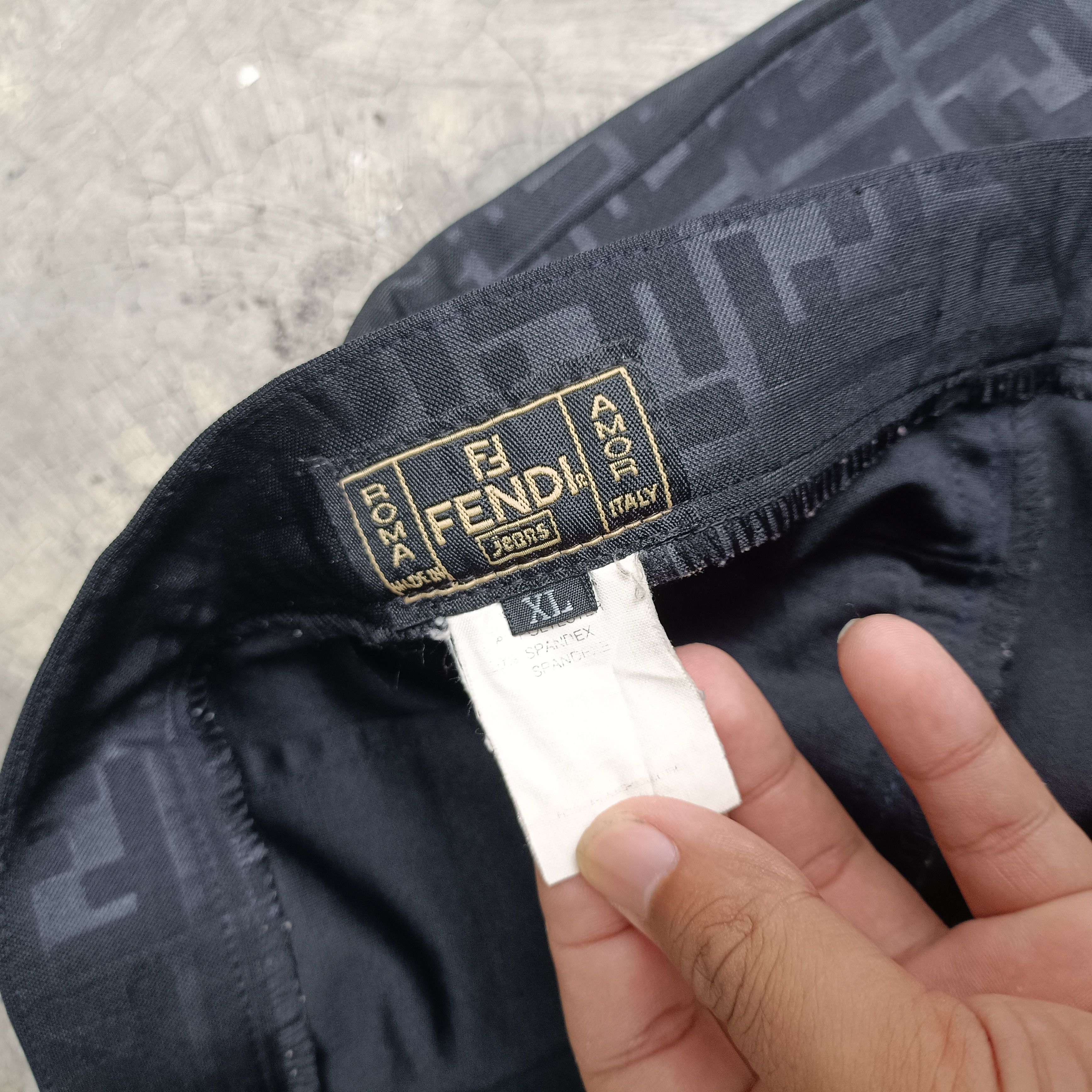 Fendi Vintage Fendi Monogram Pants Size 30" / US 8 / IT 44 - 7 Thumbnail