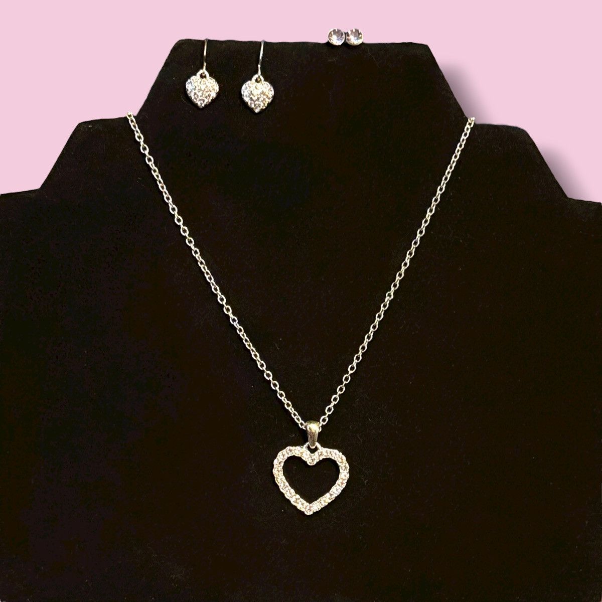 Other Silver rhinestone heart pendant necklace and earrings set Size ONE SIZE - 1 Thumbnail