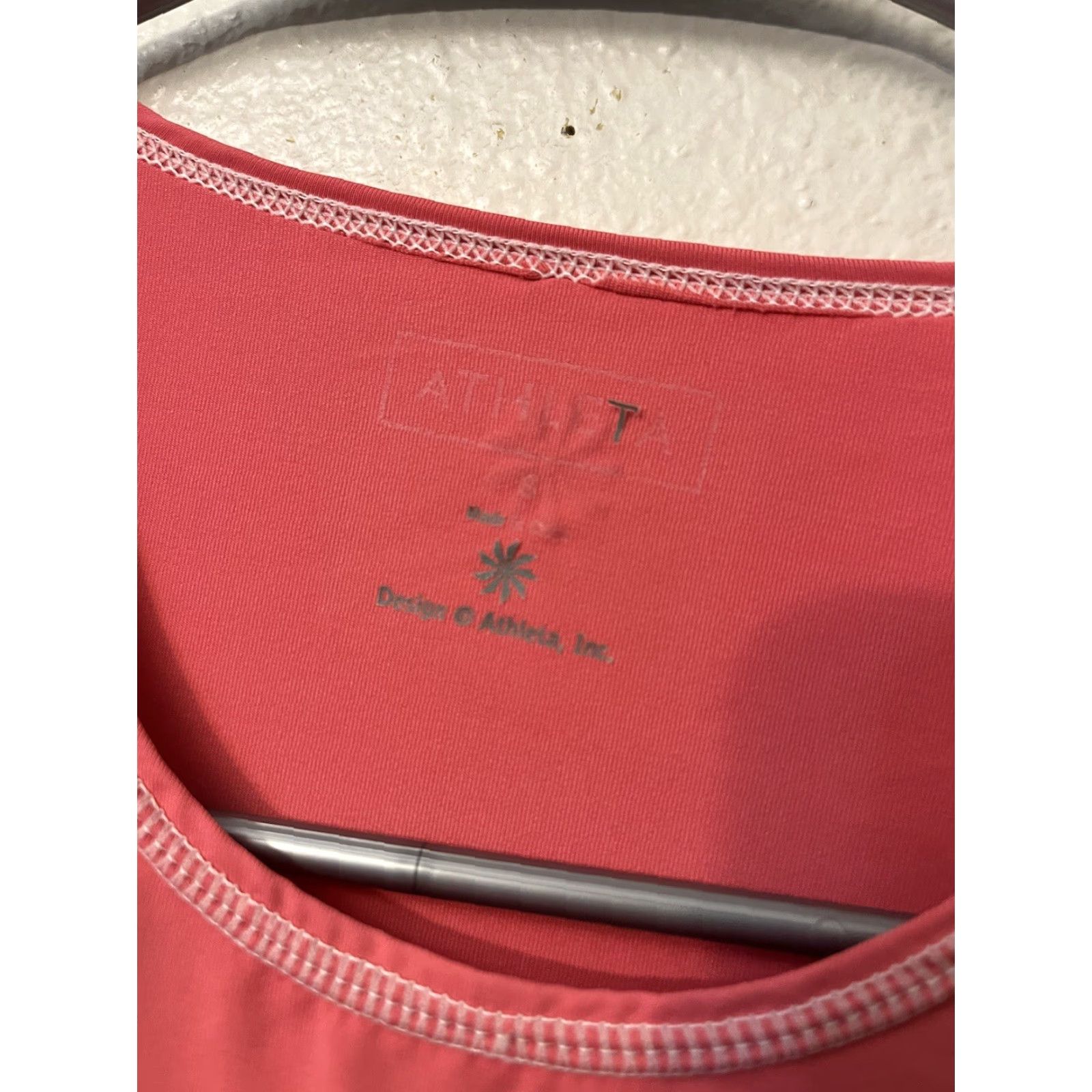 Athleta ATHLETA Women's Athletic Top Long Sleeve Pink Front Pocket Sz Small Size S / US 4 / IT 40 - 2 Thumbnail