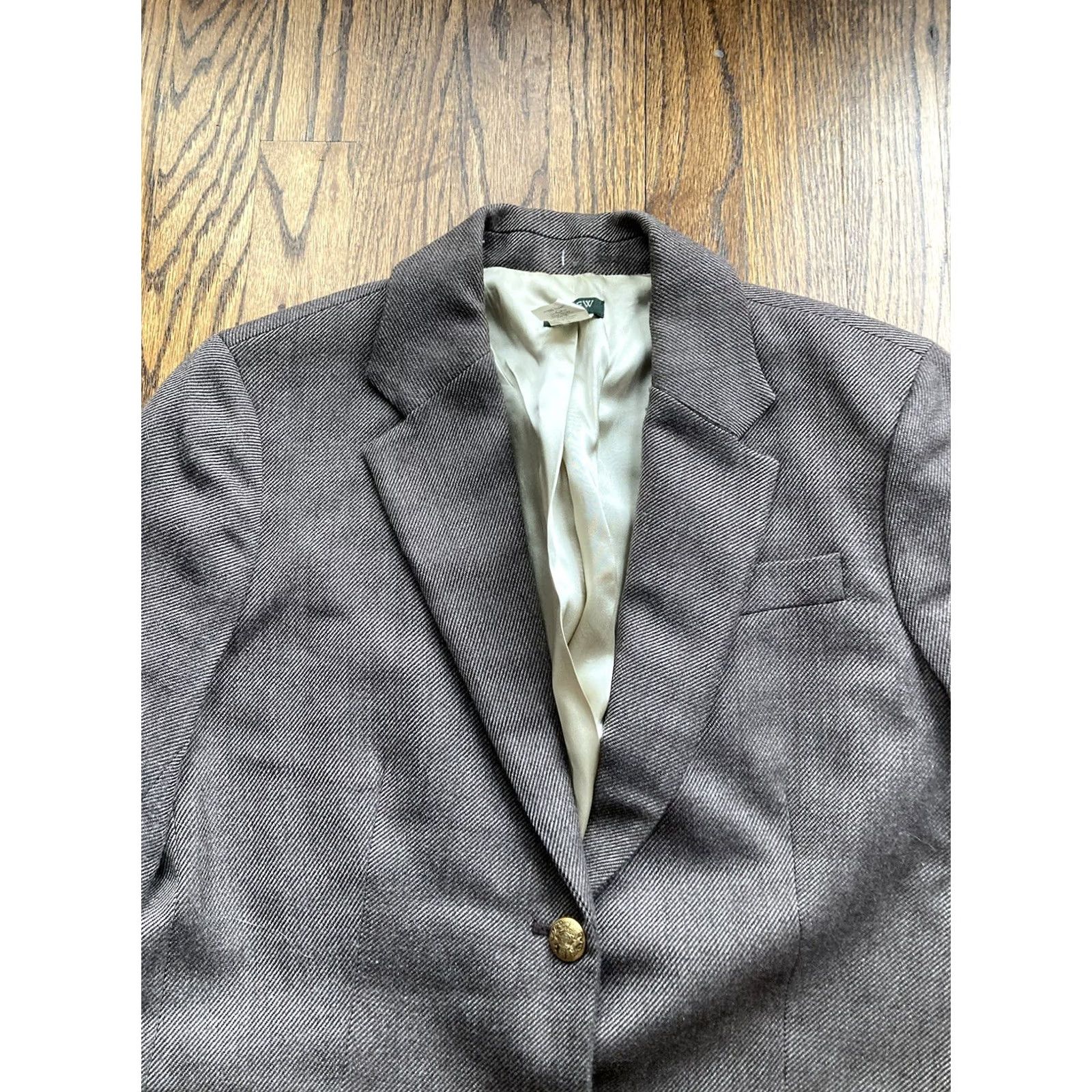 J.Crew J. Crew Blazer Women Size 8 Wool Blend Twill Gray Brown Gold Buttons Vintage? (note missing sleeve button) Size M / US 6-8 / IT 42-44 - 4 Thumbnail