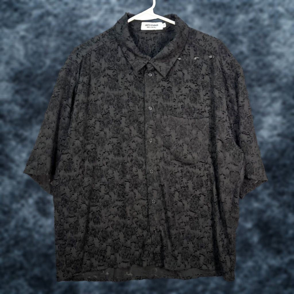 Vintage UMTC Studios Mens Medium Black Textured Button-Up Shirt Abstract Burnout Size US M / EU 48-50 / 2 - 1 Thumbnail