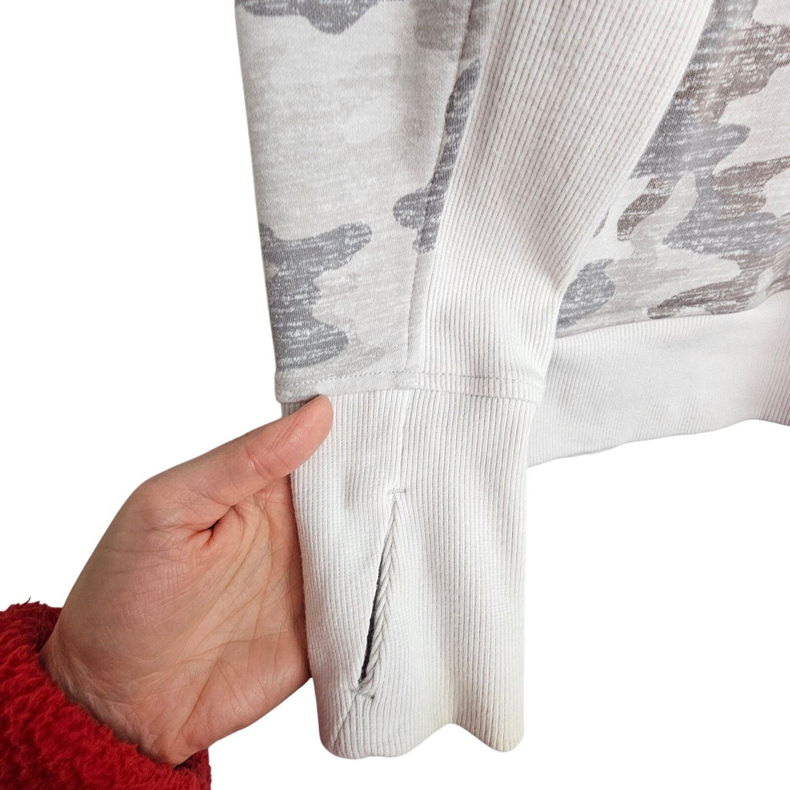 Athleta Athleta Womens Triumph Camo Print Full Zip Sweater Jacket M Size M / US 6-8 / IT 42-44 - 4 Thumbnail