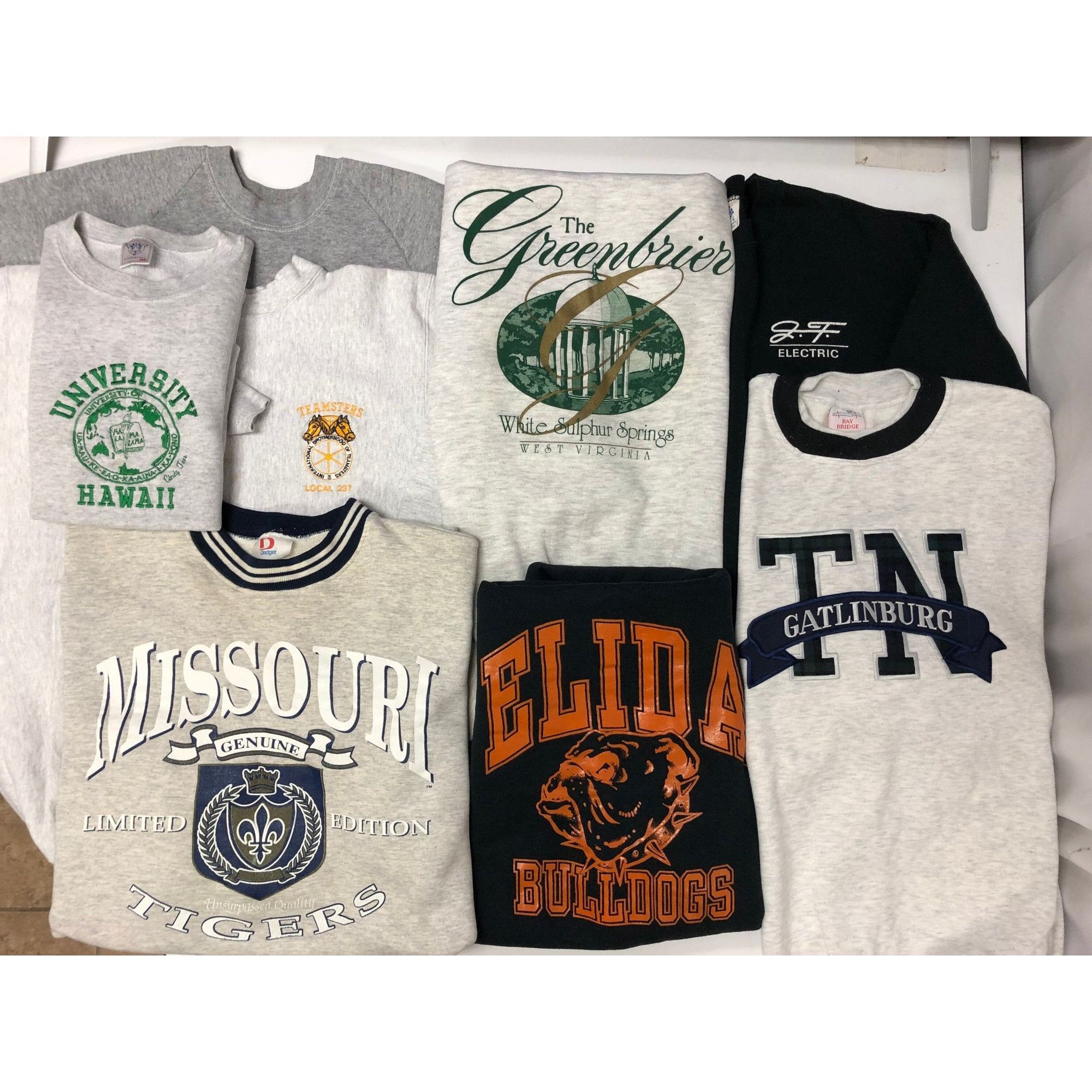 Other 8 pc Vintage 80-90's University Missouri Hawaii Streetwear T Size US L / EU 52-54 / 3 - 1 Thumbnail