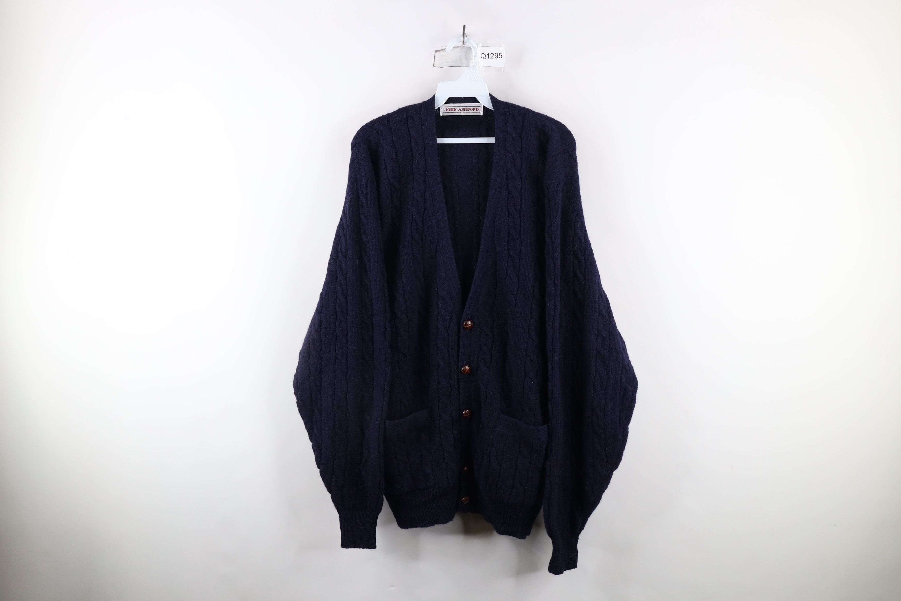 Vintage Vintage 90s Streetwear Chunky Cable Knit Cardigan Sweater Size US XL / EU 56 / 4 - 1 Thumbnail