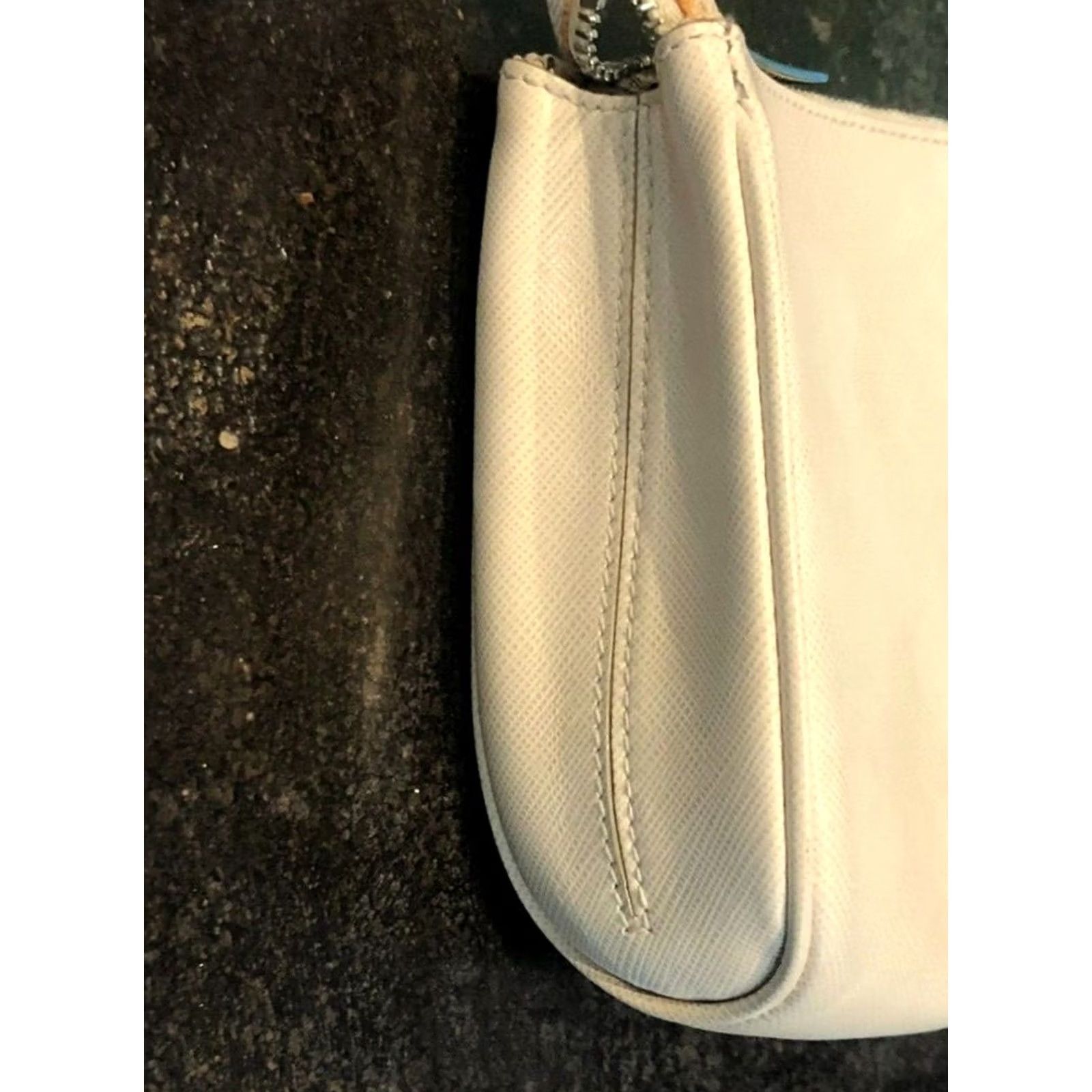 Salvatore Ferragamo Salvatore Ferragamo Gancini Hobo Shoulder Bag White Saffiano Leather Womens Small Bag Size ONE SIZE - 6 Thumbnail