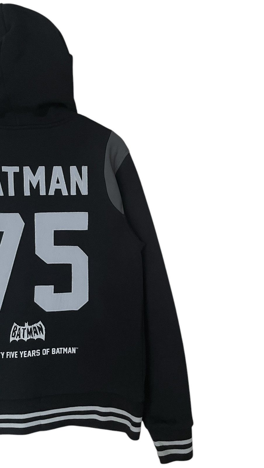 DC Comics Vintage Brand Black Choclate Batman Varsity 2000s Size US L / EU 52-54 / 3 - 8 Thumbnail