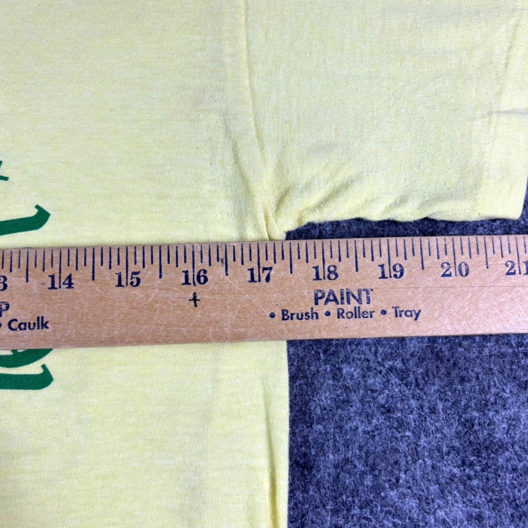 George VINTAGE 1991 St Pattys Run Leesport PA T-Shirt Yellow S Men Graphic Tee Short Sleeve Sportswear 1990s Size US S / EU 44-46 / 1 - 3 Thumbnail