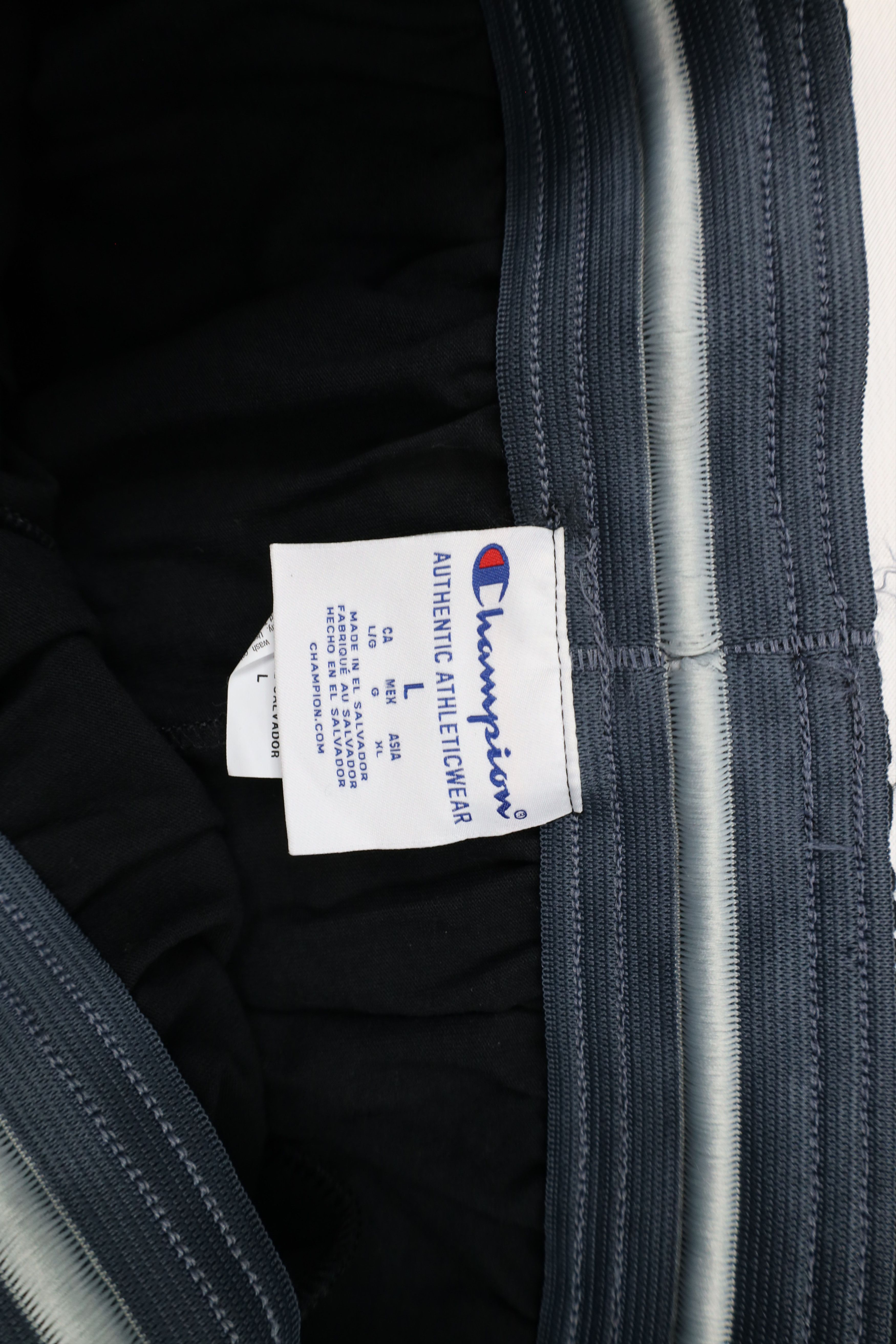 Champion × Vintage Deadstock Vintage Y2K Champion Lightweight Sweatpants Black Size US 36 / EU 52 - 8 Thumbnail