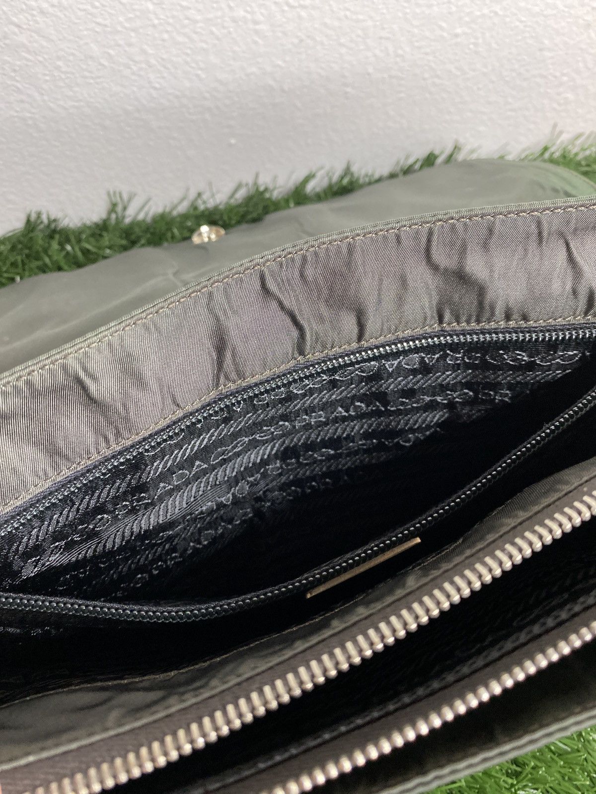 Prada Prada Nylon Rare Single Flap Shoulder Bag Size ONE SIZE - 14 Thumbnail