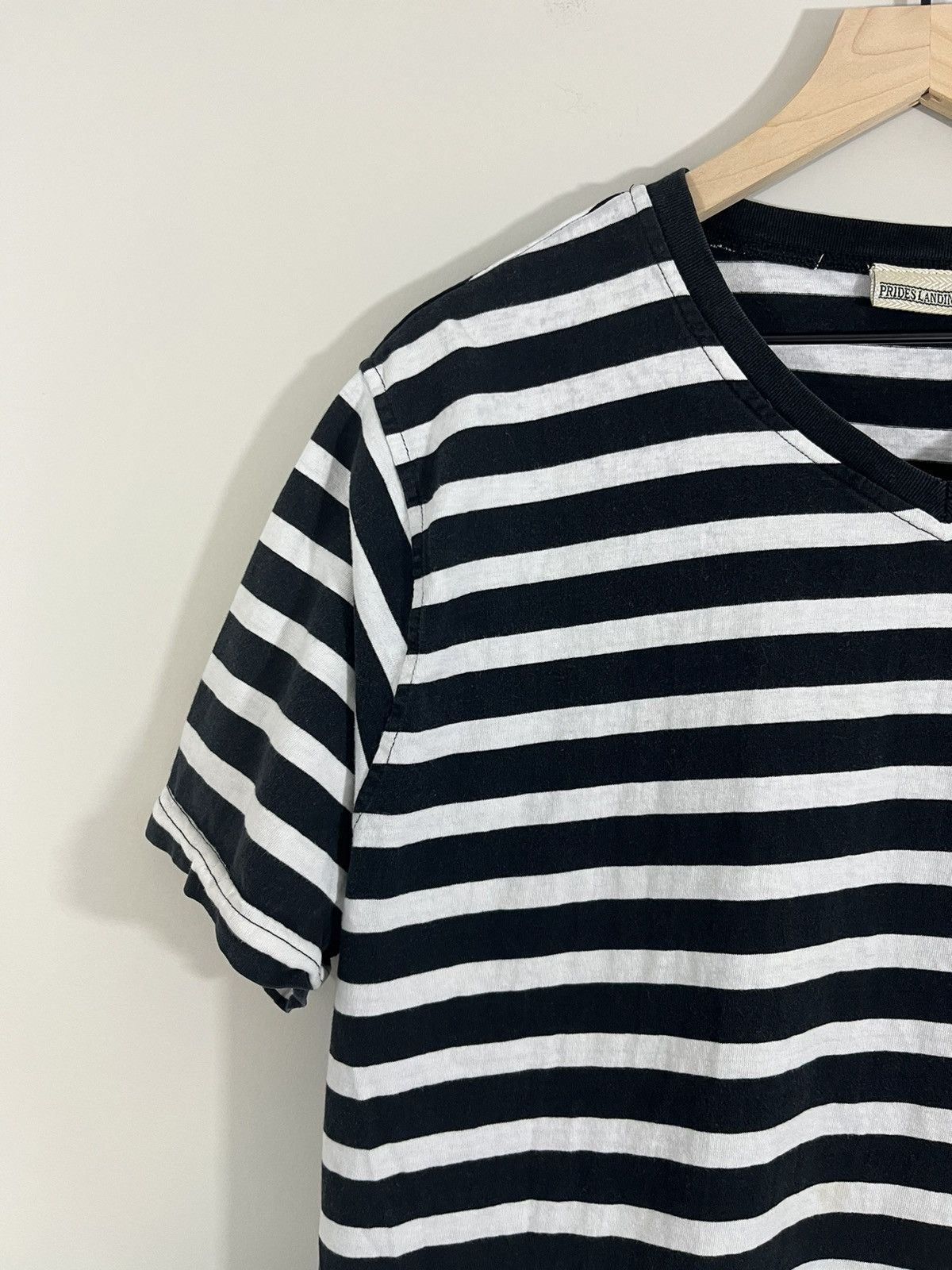 Vintage Basic Blank Prisoner Stripe V Neck Y2K Tee Size US XL / EU 56 / 4 - 5 Thumbnail