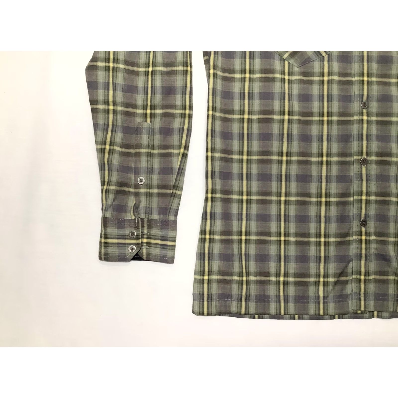 Vintage KÜHL Shirt Mens Medium Green Gray Plaid Long Sleeve Button Front Pockets Casual Size US M / EU 48-50 / 2 - 3 Thumbnail