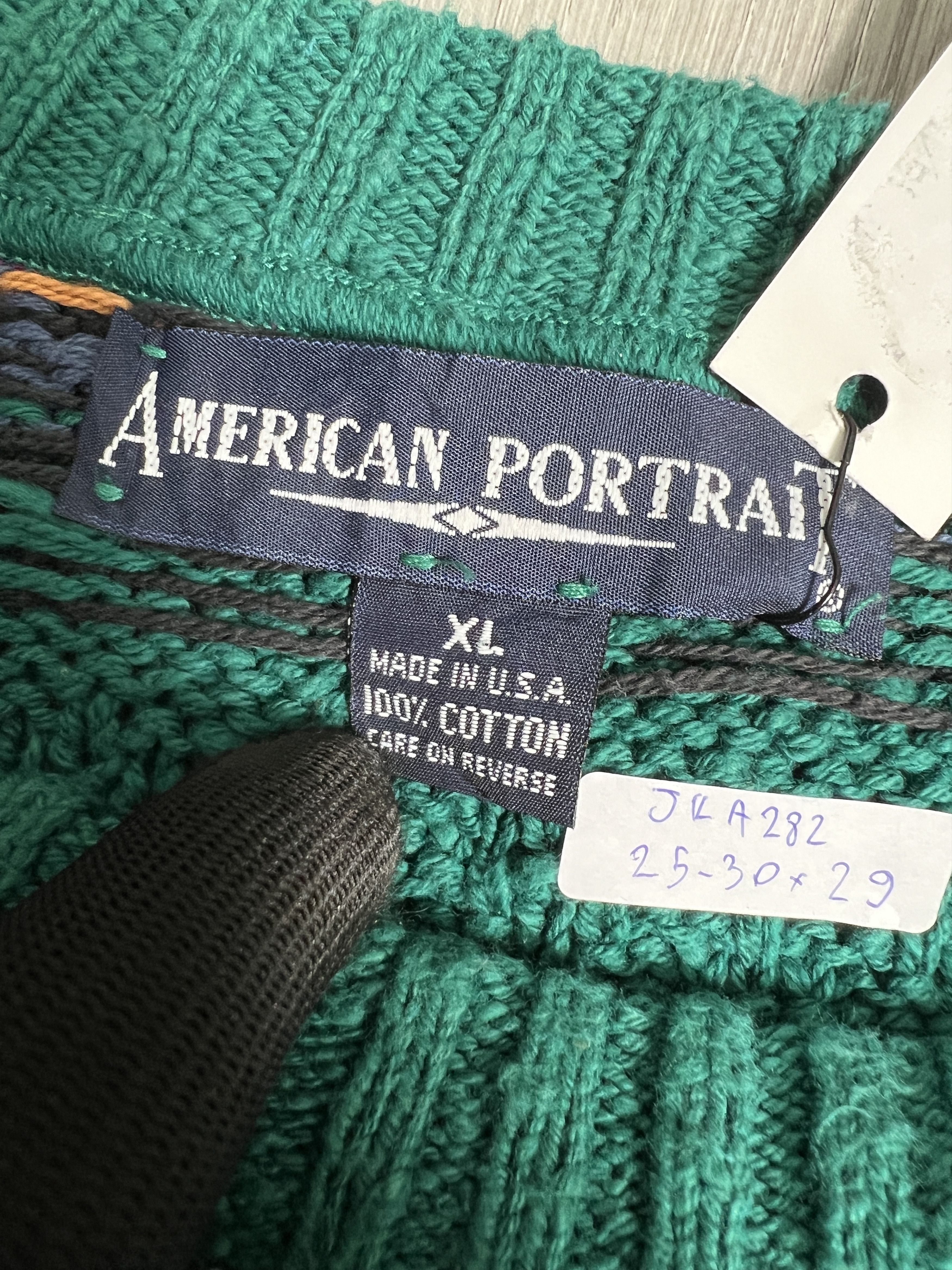 Vintage VTG American Portrait Abstract Design Sweater (XL) JKA282 Size US XL / EU 56 / 4 - 2 Thumbnail