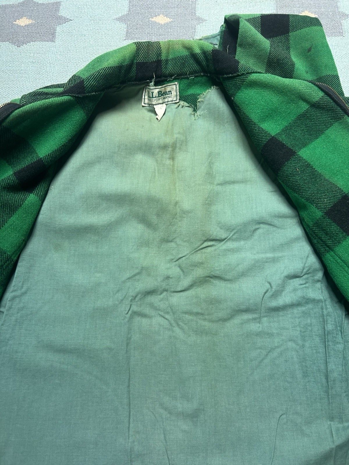 Vintage 80s LL Bean wool cruiser jacket buffalo plaid distressed L Size US L / EU 52-54 / 3 - 18 Thumbnail