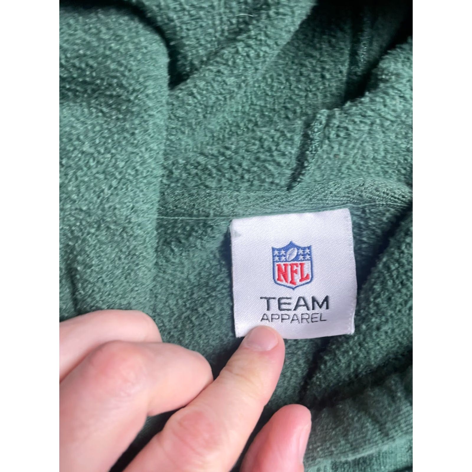 NFL Team Apparel Men's Medium NFL Green Bay Hoodie Pullover Sweatshirt Sweater Size US M / EU 48-50 / 2 - 6 Thumbnail