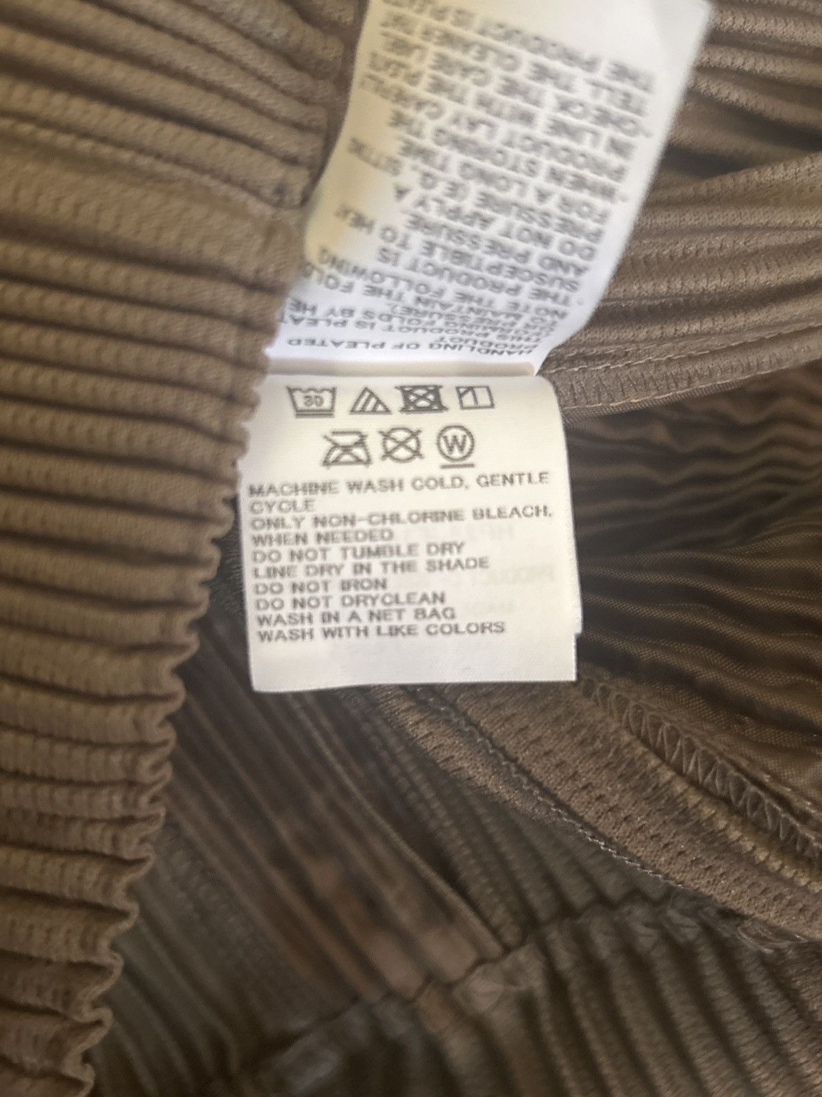 Issey Miyake Issey Miyake Beige Pleated Cargo Pants Size US 30 / EU 46 - 5 Thumbnail