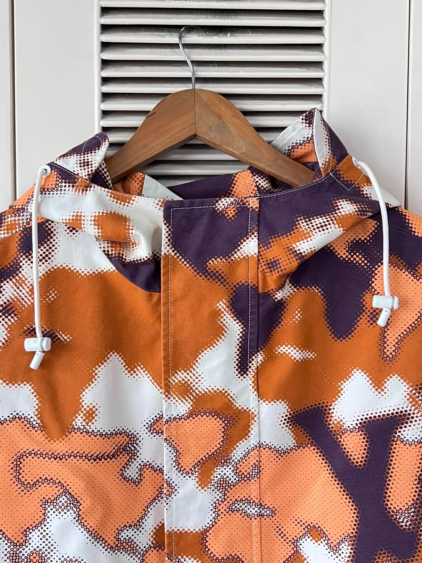 Louis Vuitton Louis Vuitton Map Print Color Block Hooded Jacket Size US L / EU 52-54 / 3 - 3 Thumbnail
