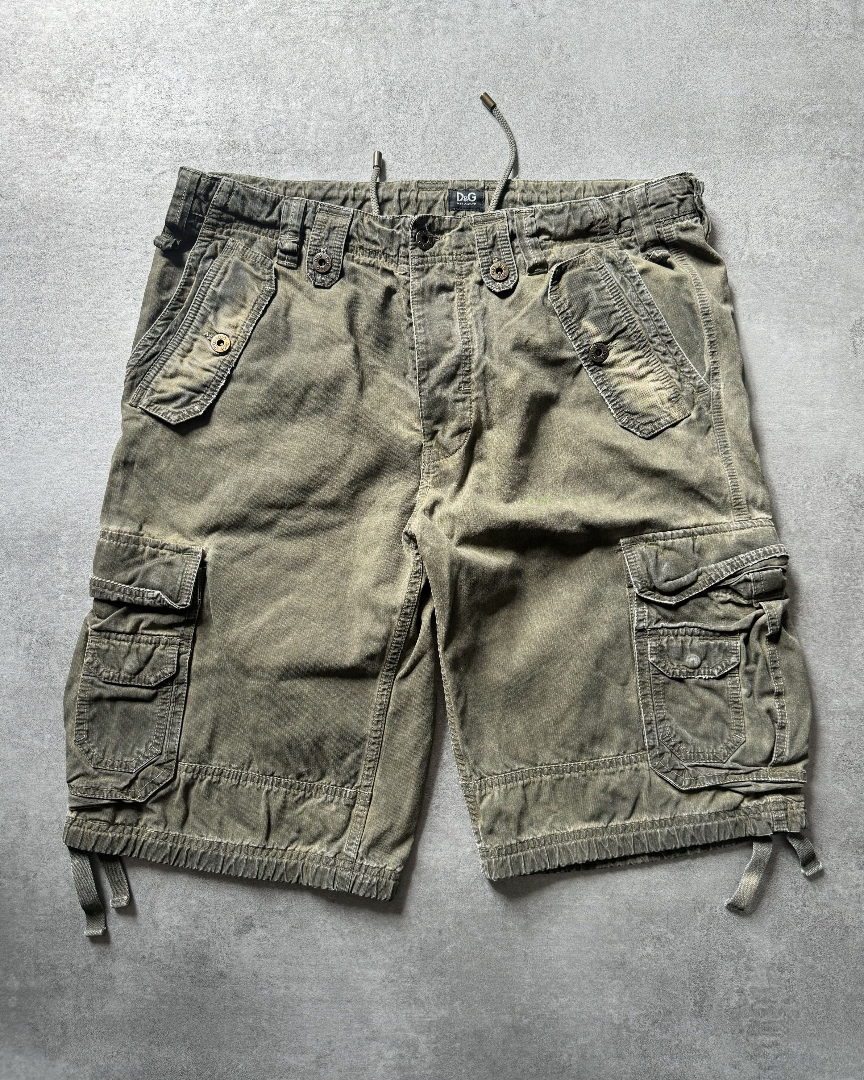 image of Archival Clothing x Dolce Gabbana Fw2006 Dolce & Gabbana Multi Pockets Cargo Olive Shorts (Size 34)