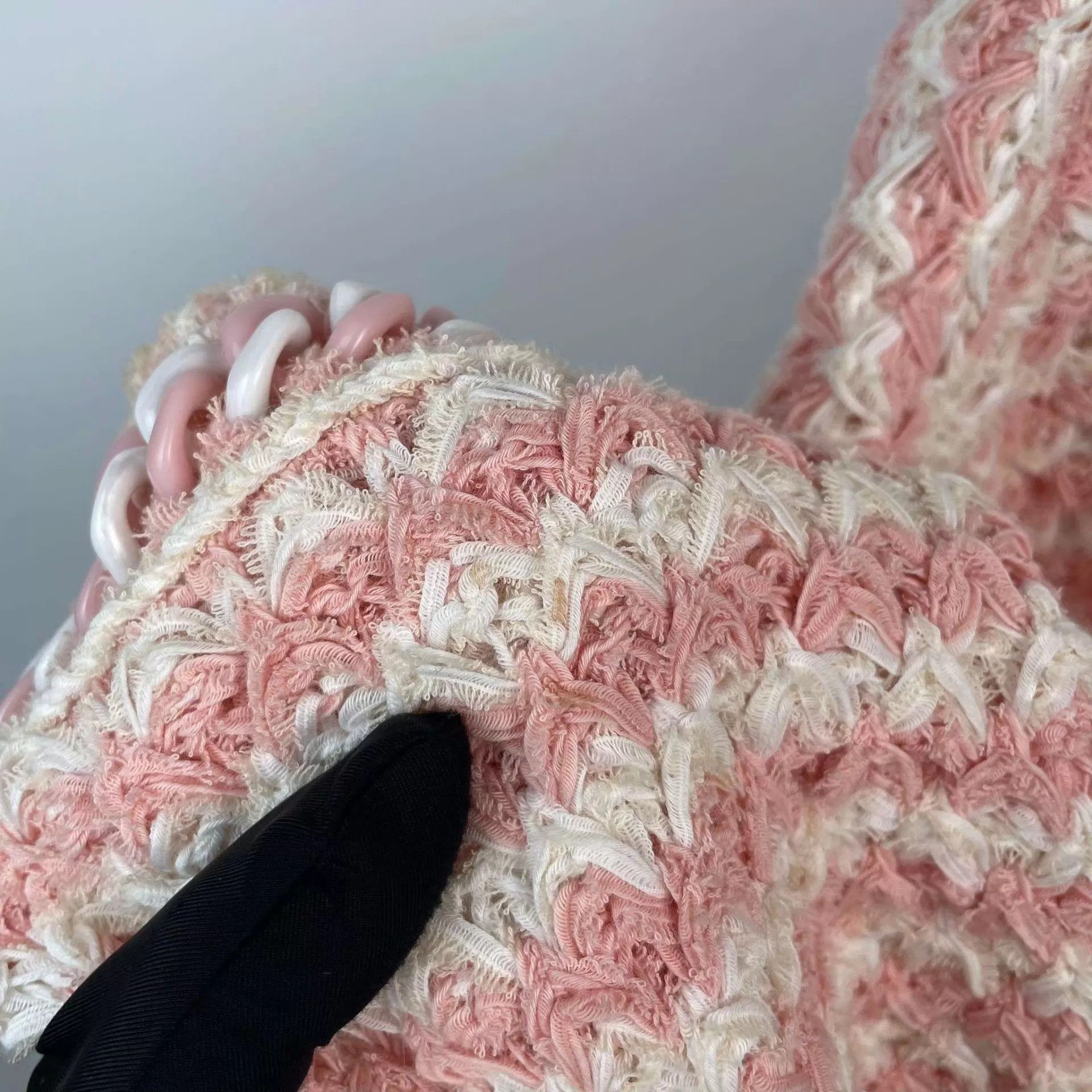 Chanel Chanel Pink Knit Jacket 38 Size S / US 4 / IT 40 - 8 Thumbnail