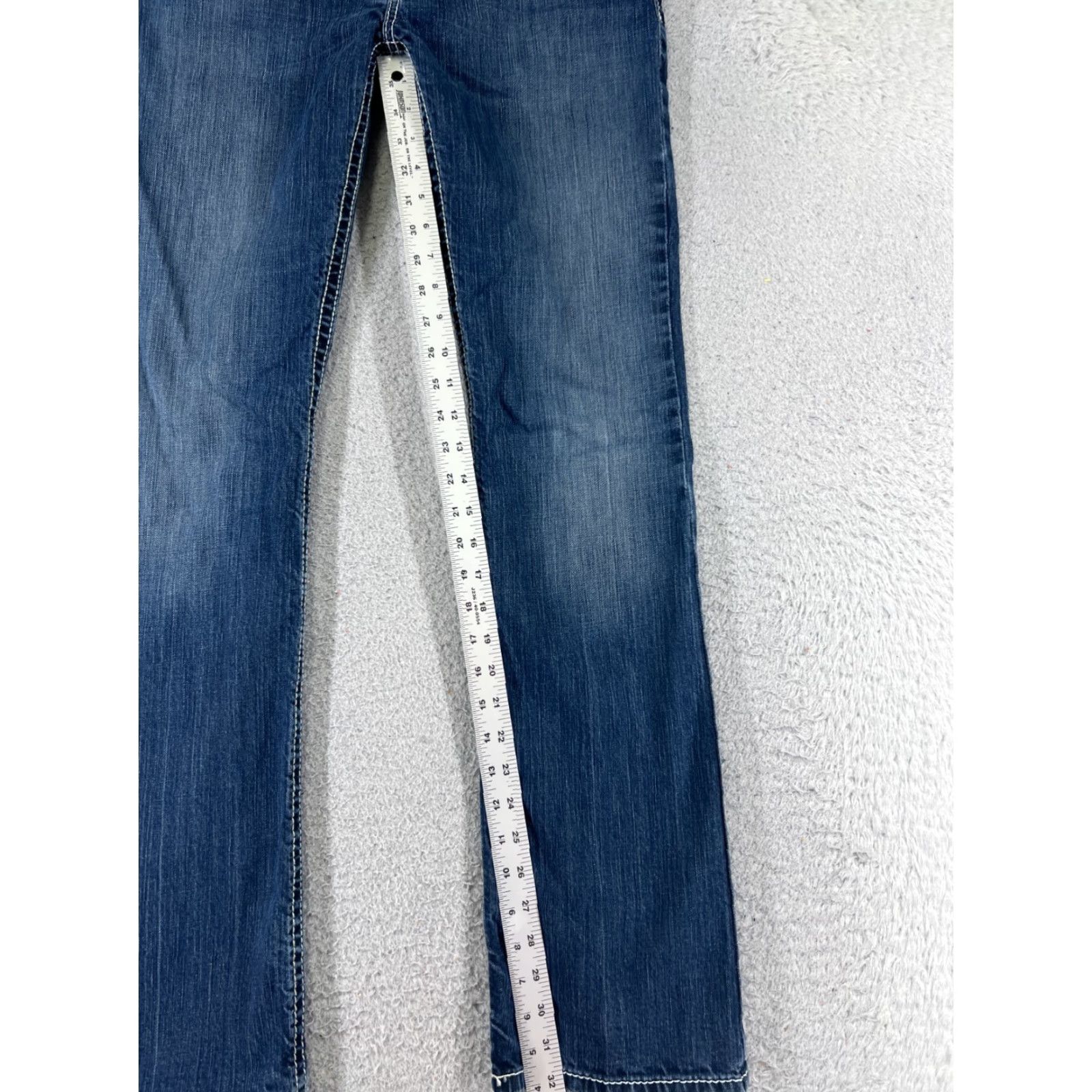Denime Cruel Denim Jeans Bootcut Cruel Pants Womens 7 Blue Denim 29x32 Low Rise Embroidered Aztec 90s? No, but keep. Size 28" / US 6 / IT 42 - 7 Thumbnail