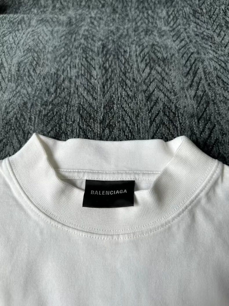Balenciaga Balenciaga size 1 Embroidered short sleeve Size US S / EU 44-46 / 1 - 3 Thumbnail