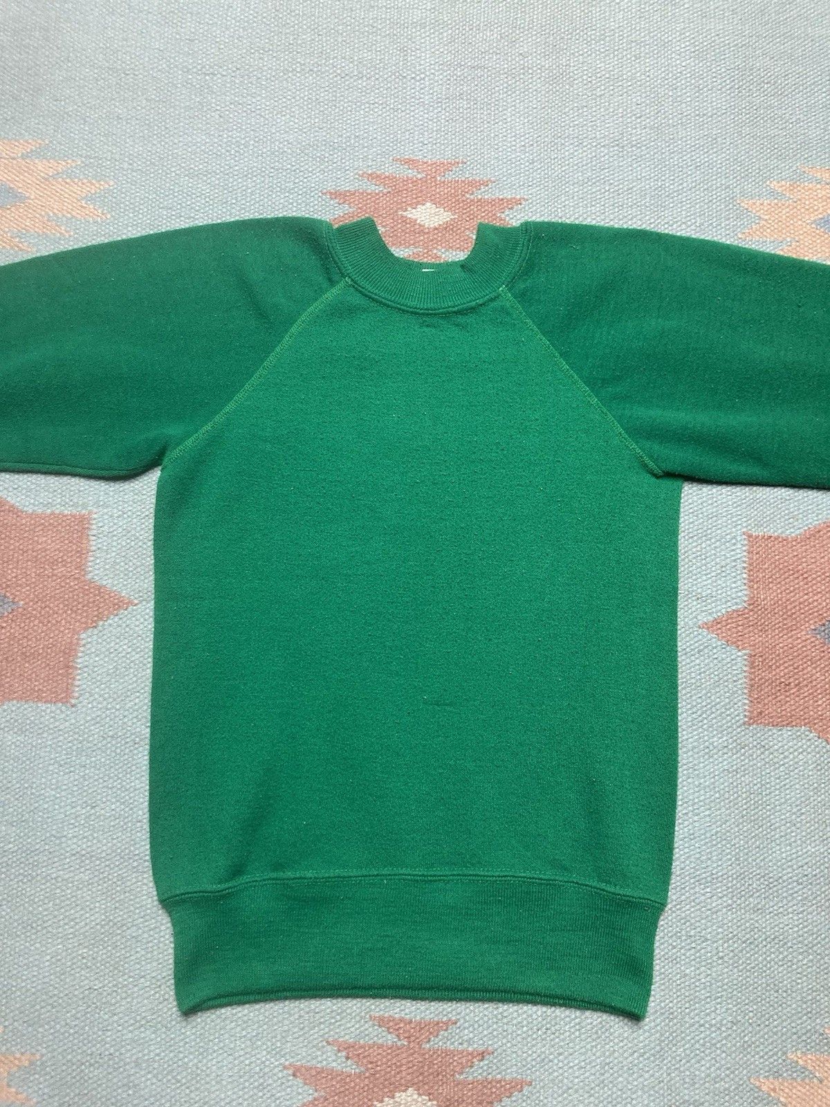 Vintage 70s crewneck sweatshirt blank soft boys medium women’s small Size S / US 4 / IT 40 - 2 Thumbnail