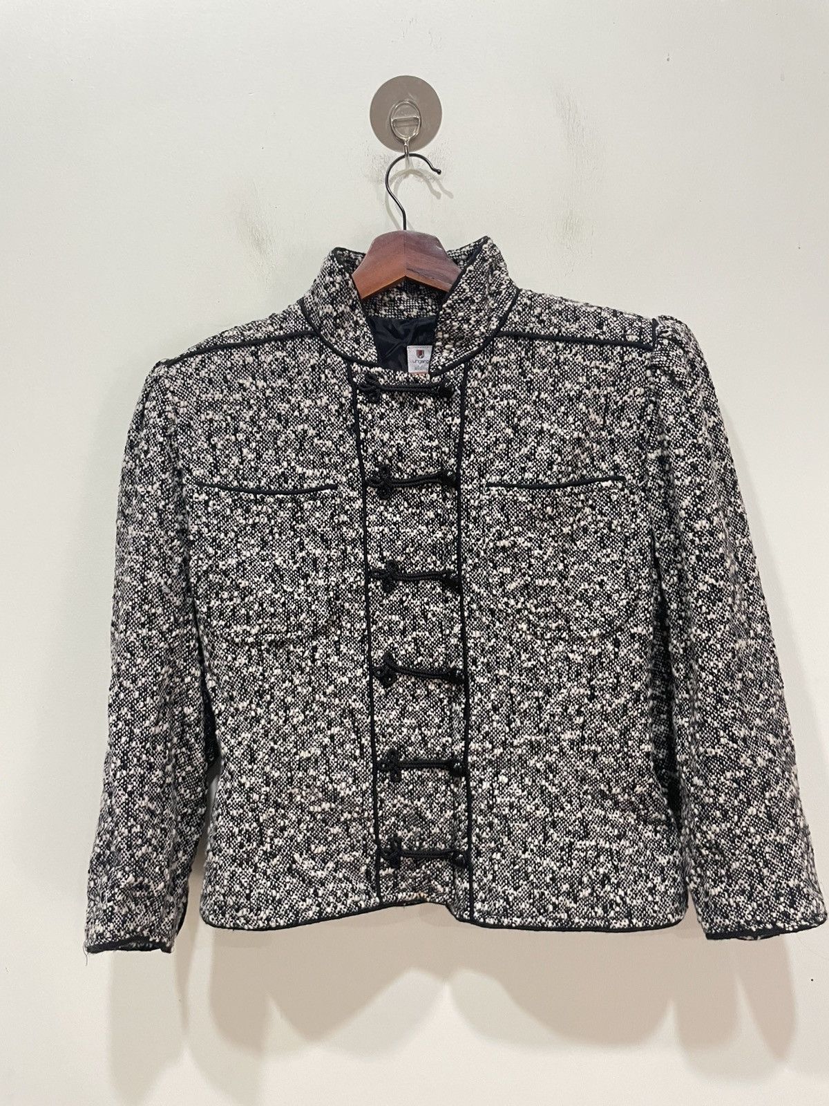 Ungaro Paris Ungaro Paris Blazer Size M / US 6-8 / IT 42-44 - 1 Thumbnail