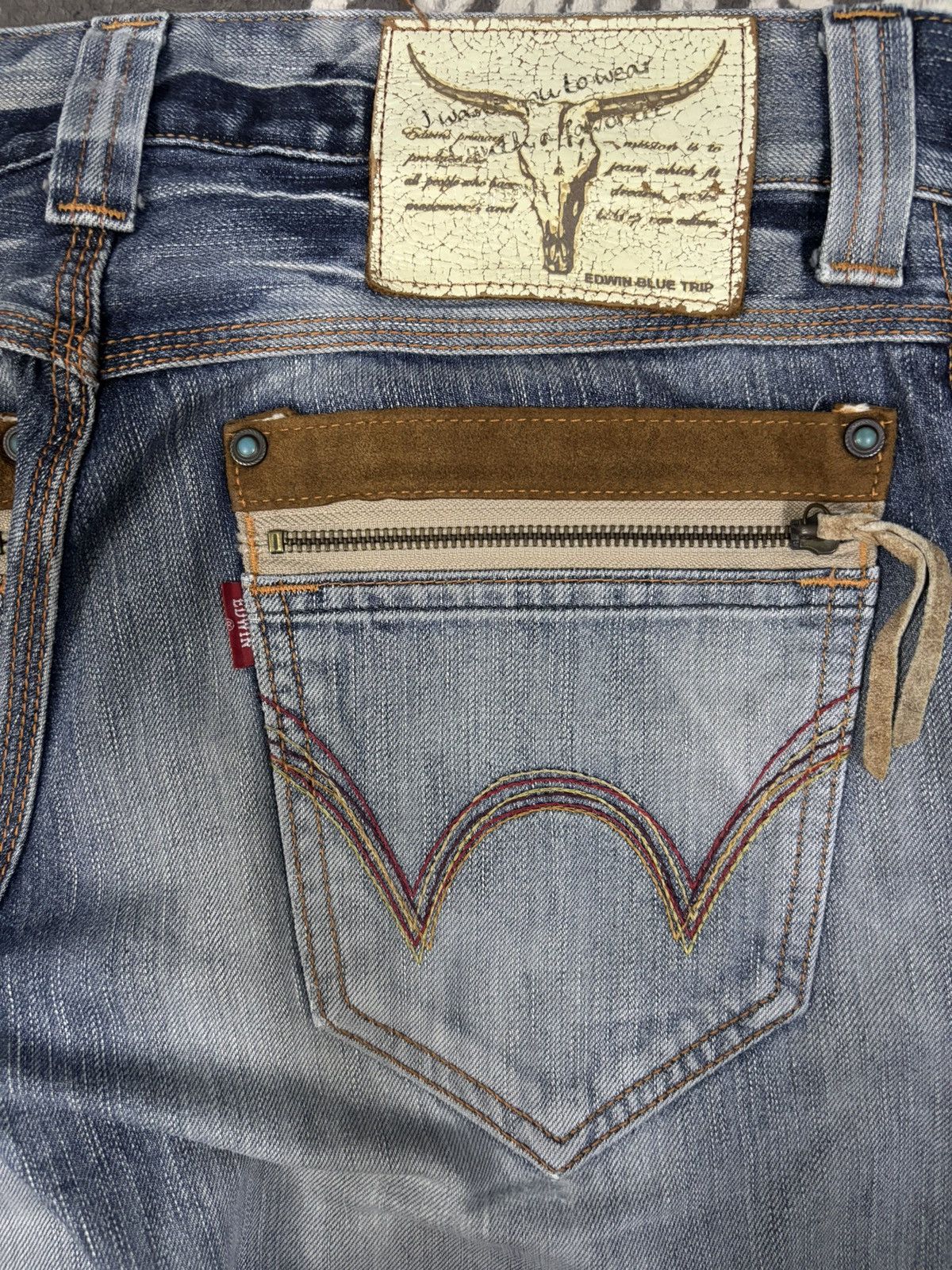 Edwin Vintage Edwin Blue Trip Faded Wash Flare Distressed Jeans Size US 33 - 11 Thumbnail