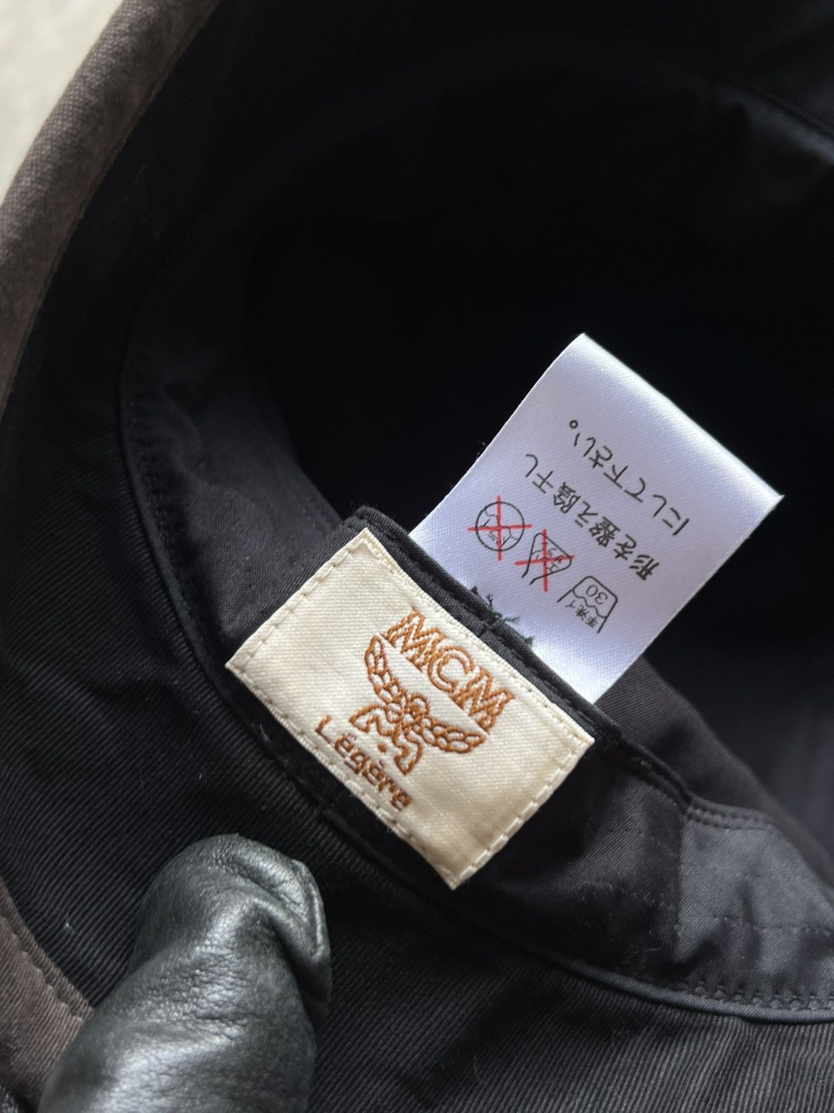 MCM Mcm Bucket Hat Size ONE SIZE - 2 Thumbnail