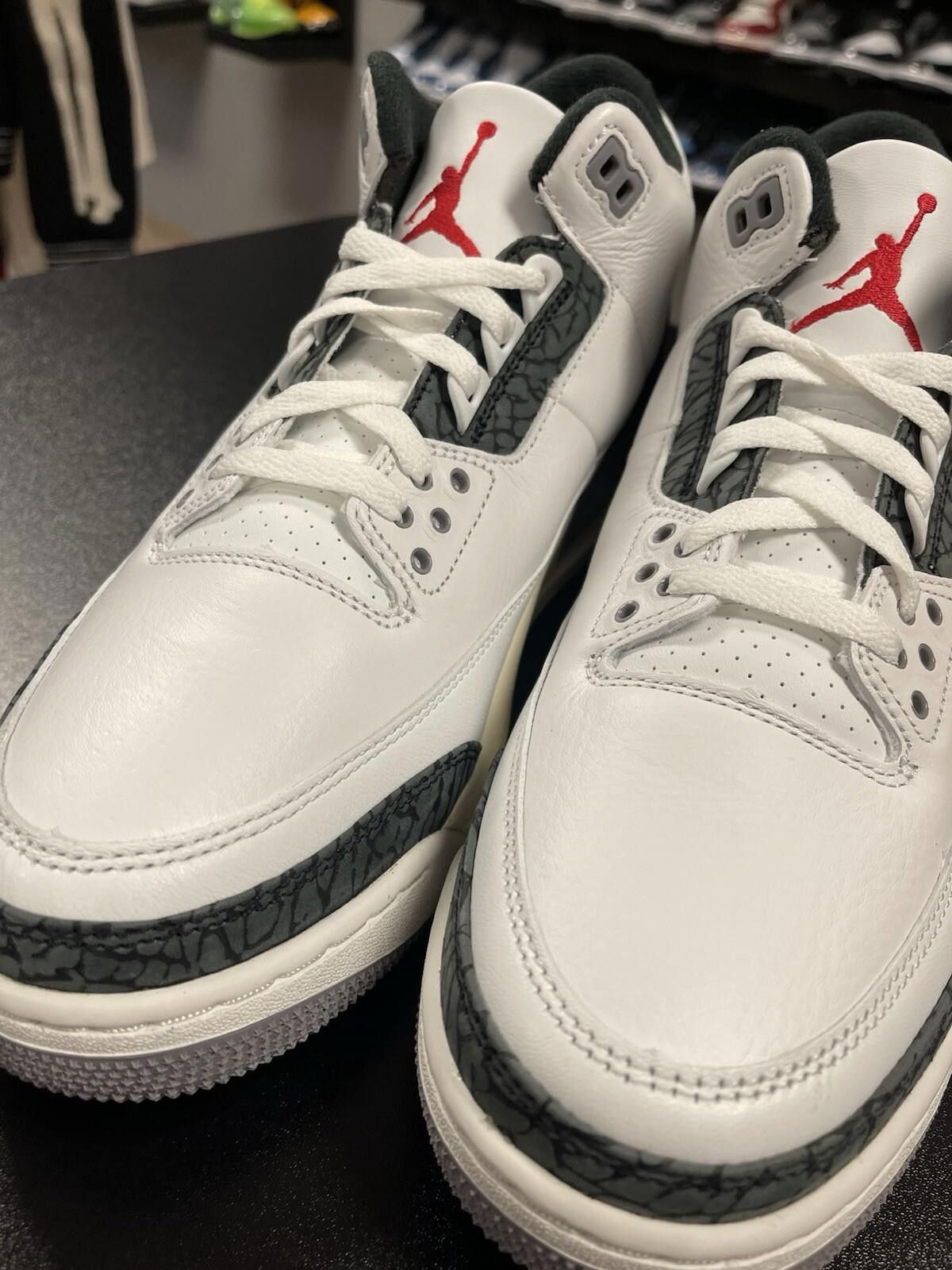 Nike Size 11 - Nike Air Jordan 3 Retro Cement Grey CT8532-106 Size US 11 / EU 44 - 9 Thumbnail
